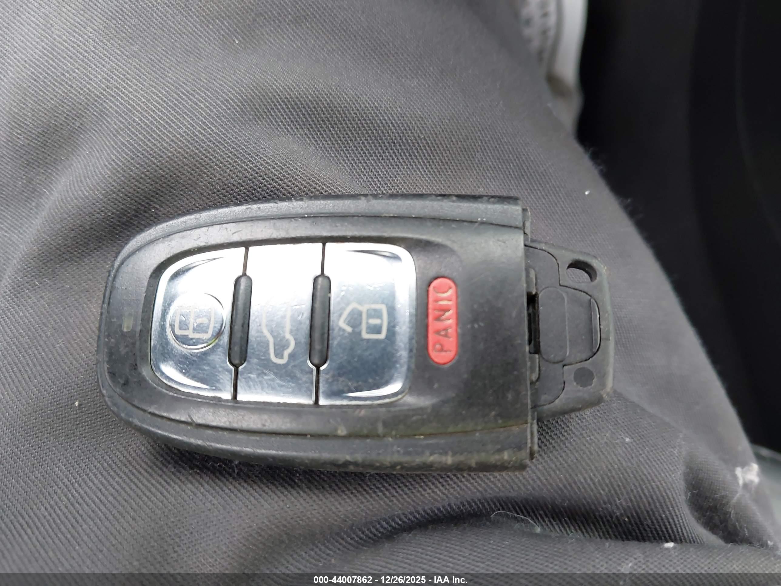 AUDI A4 image 11