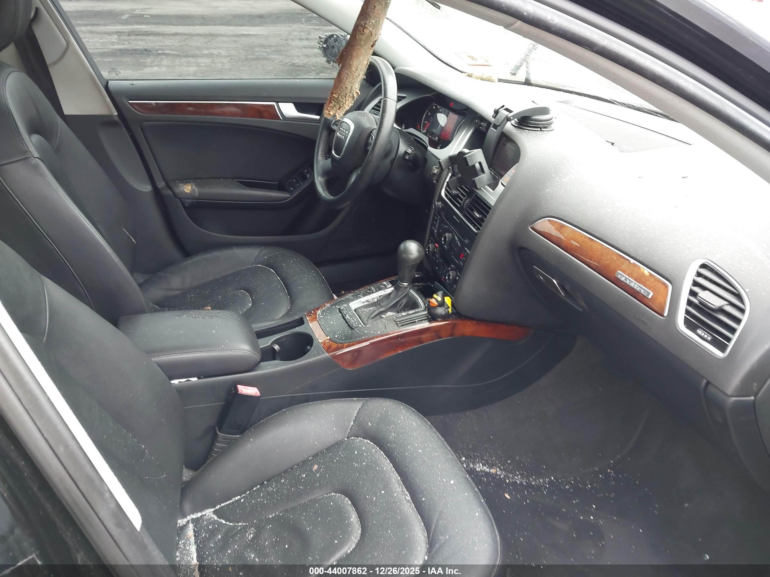 AUDI A4 image 5