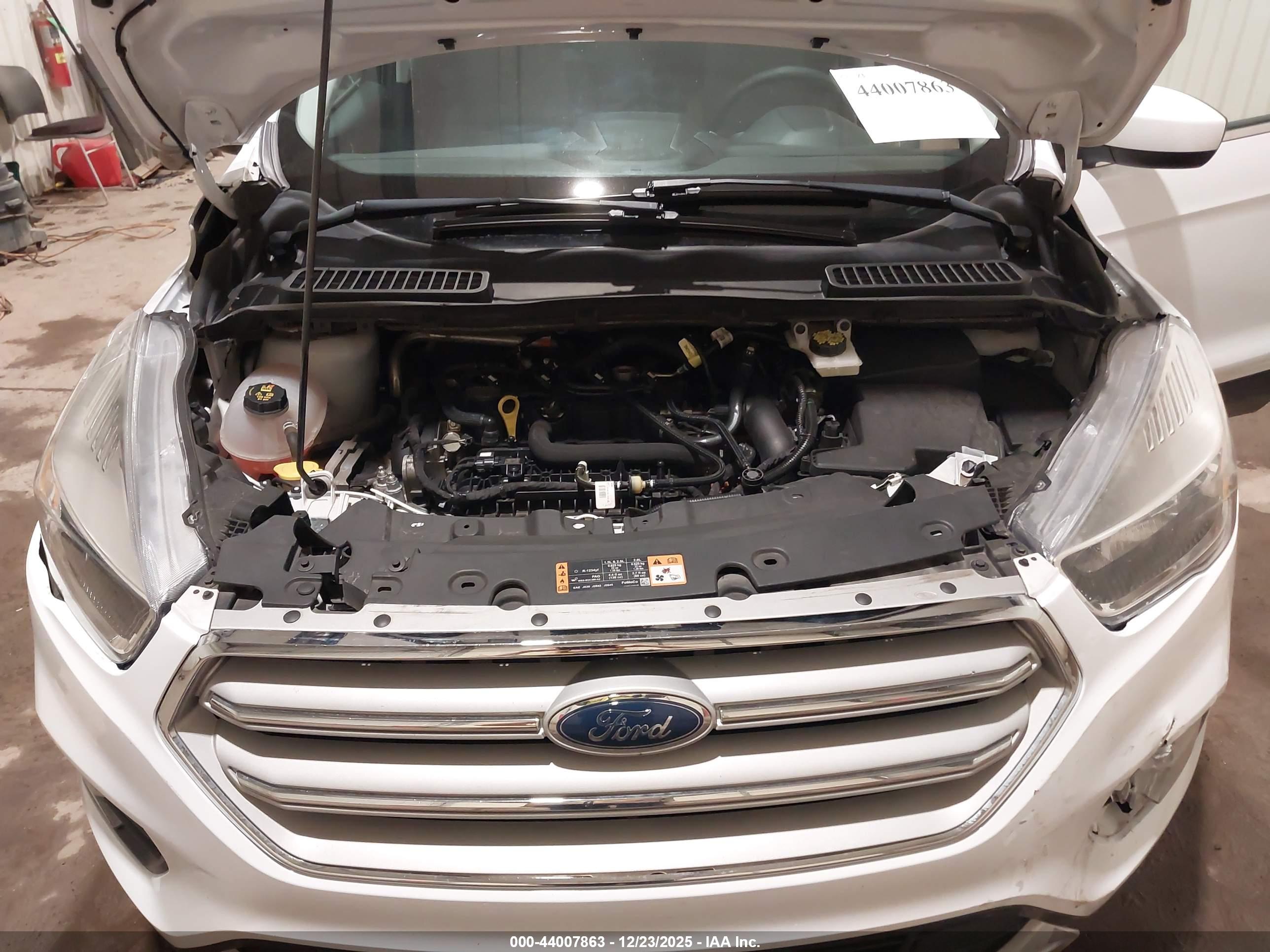 FORD ESCAPE image 10