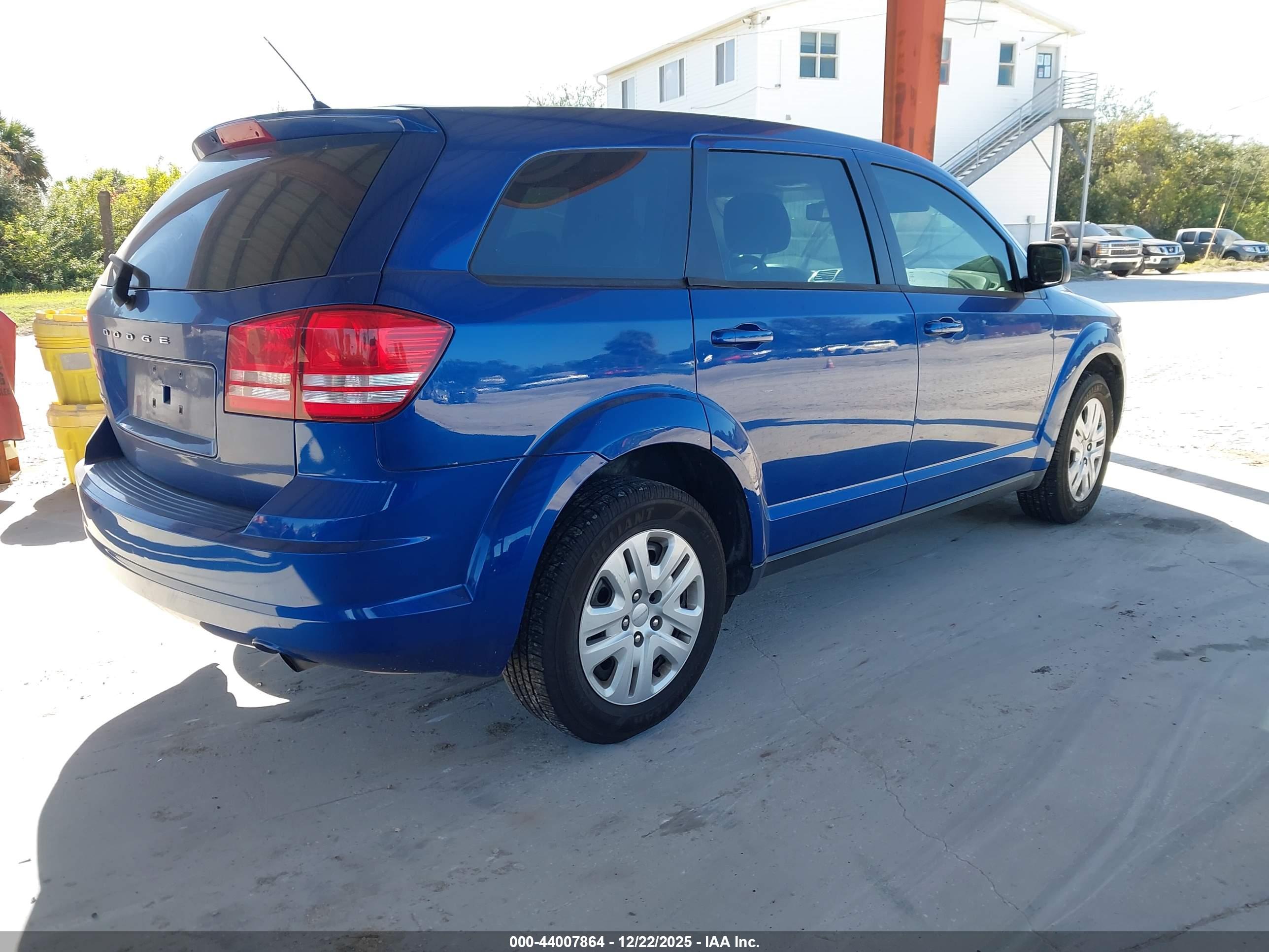 DODGE JOURNEY image 4