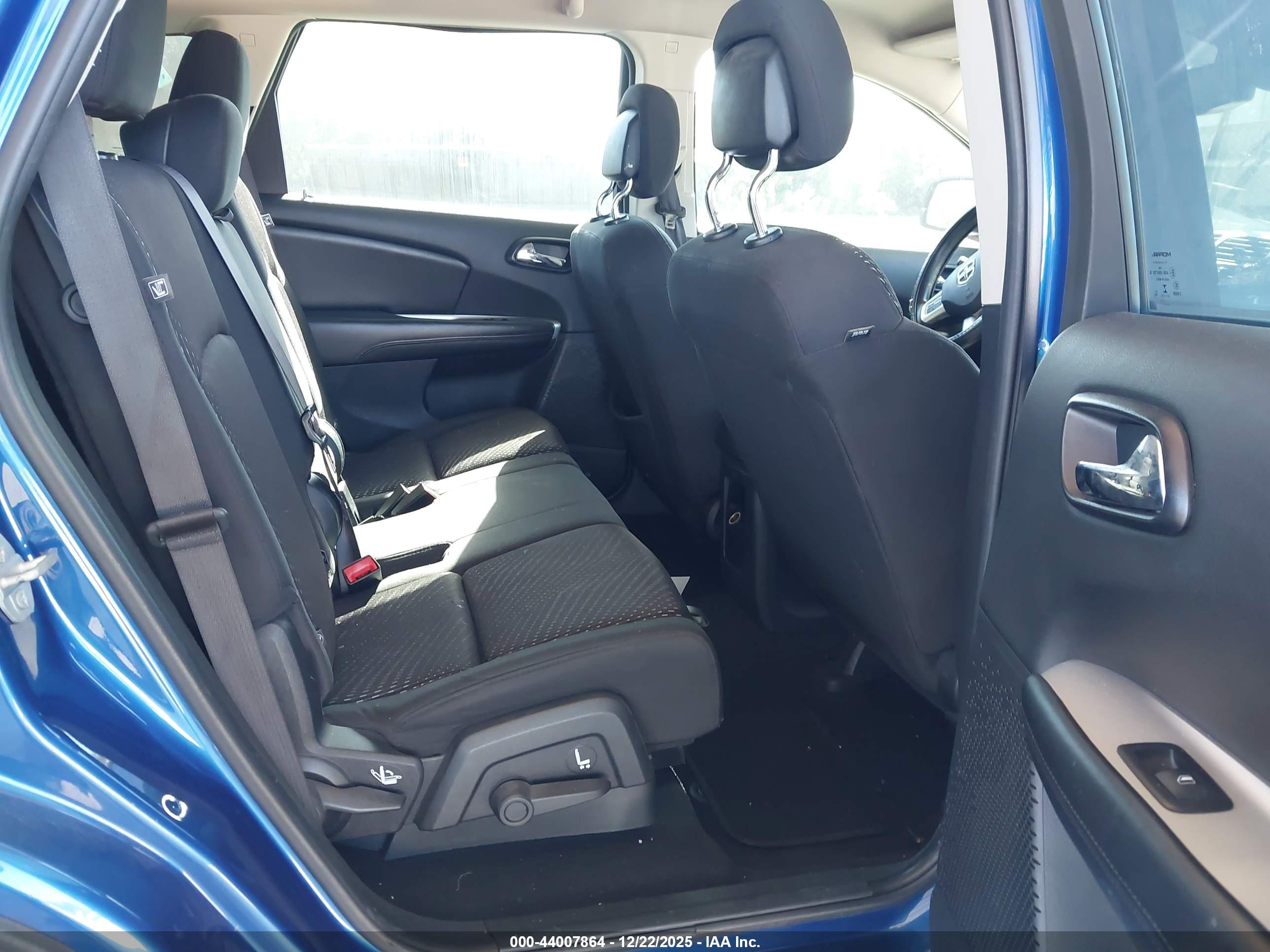 DODGE JOURNEY image 8