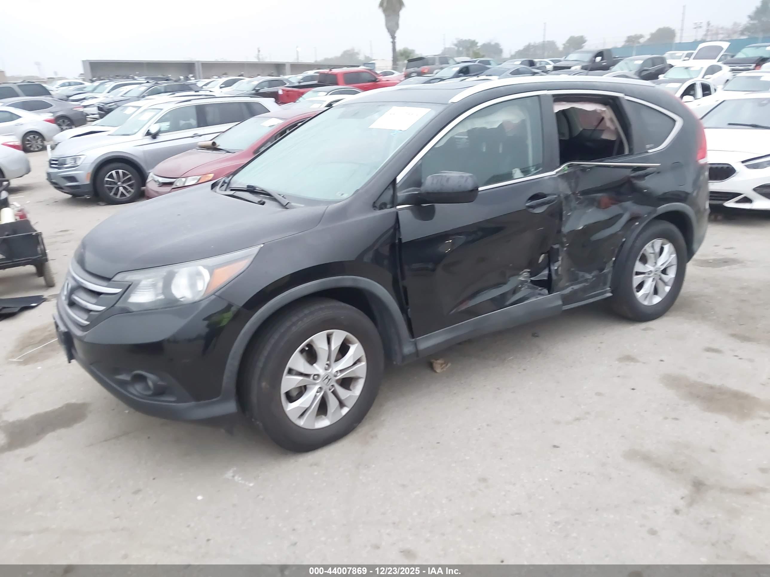 HONDA CR-V image 2