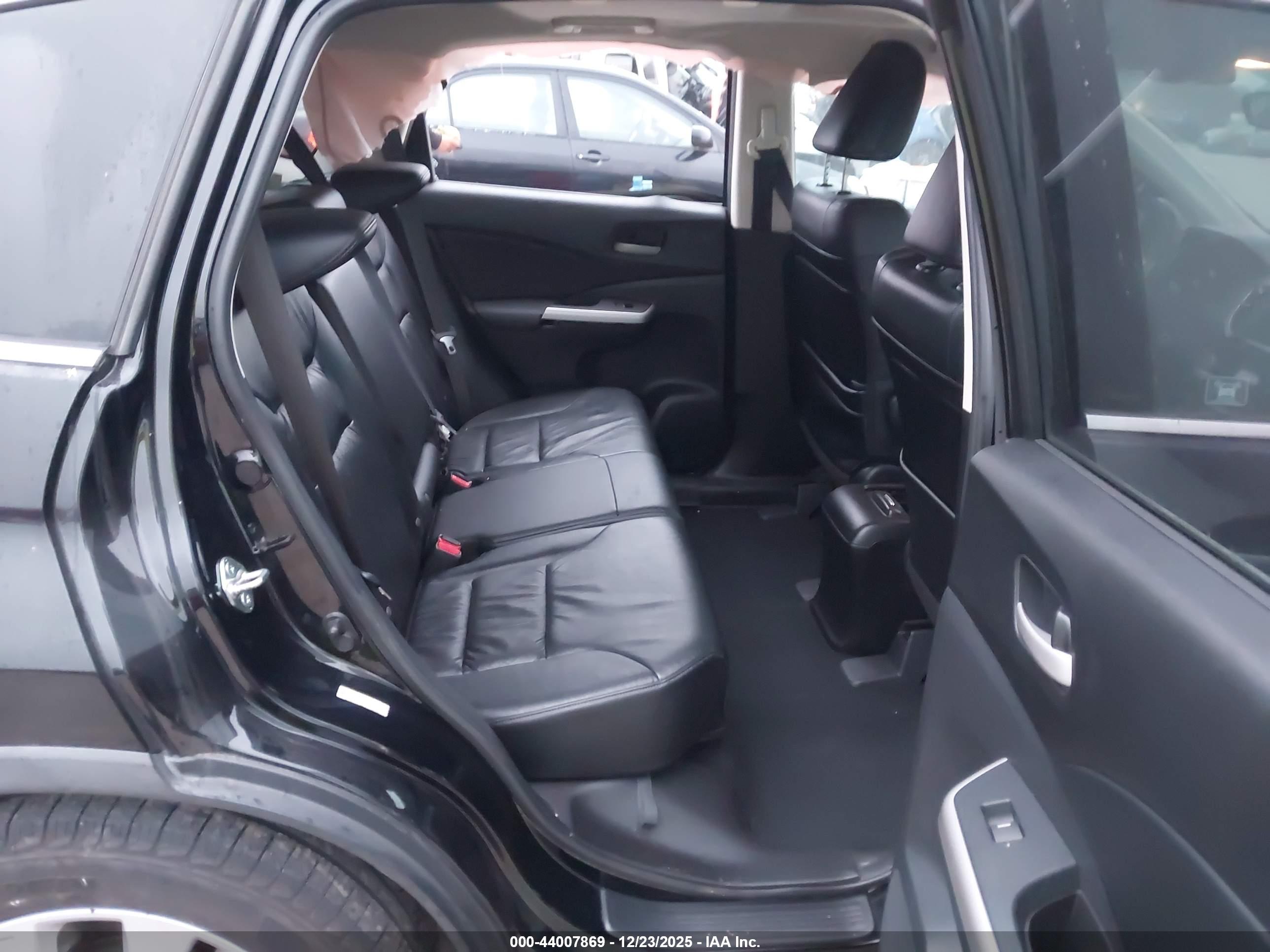 HONDA CR-V image 8