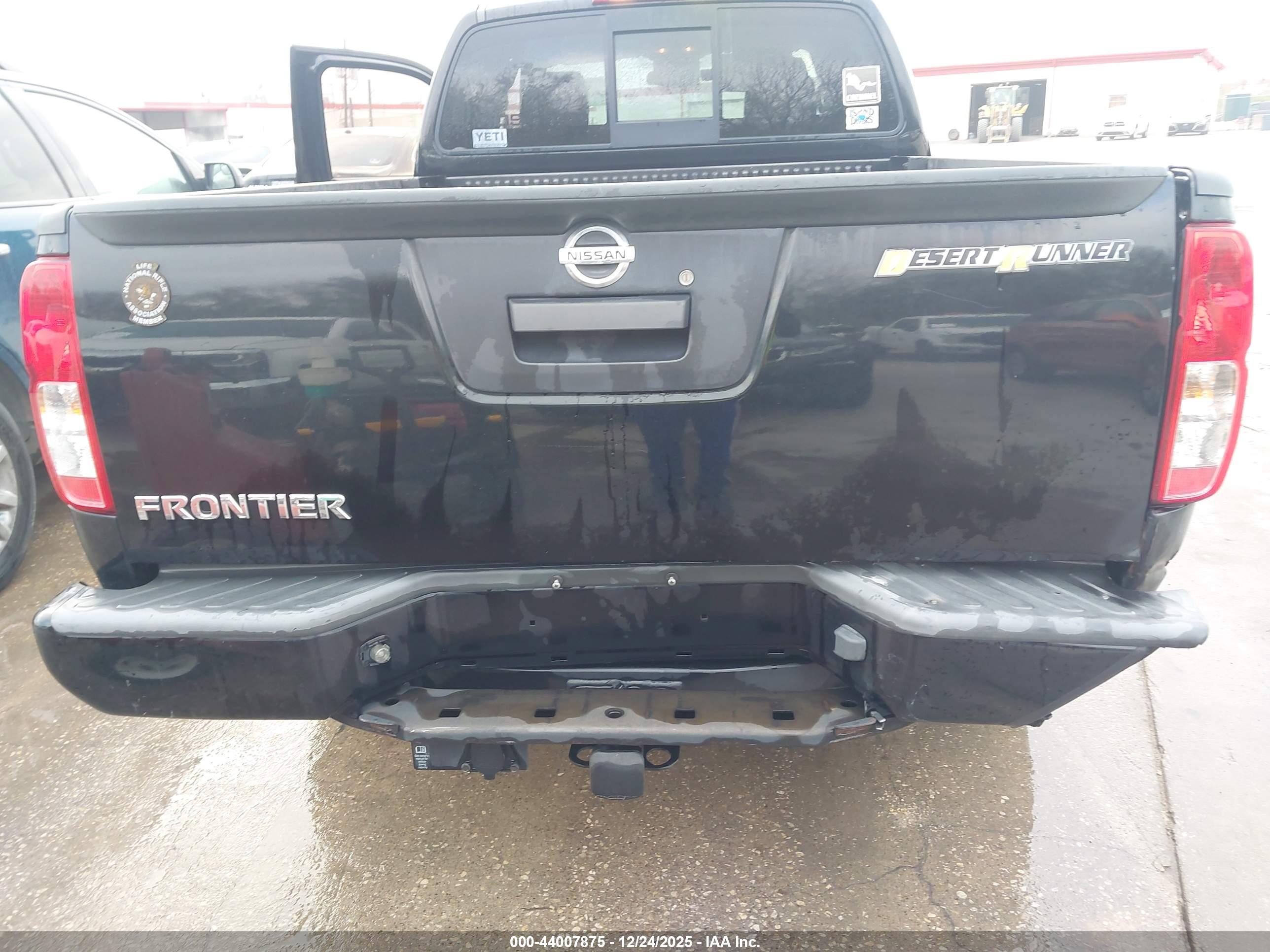 NISSAN FRONTIER image 6