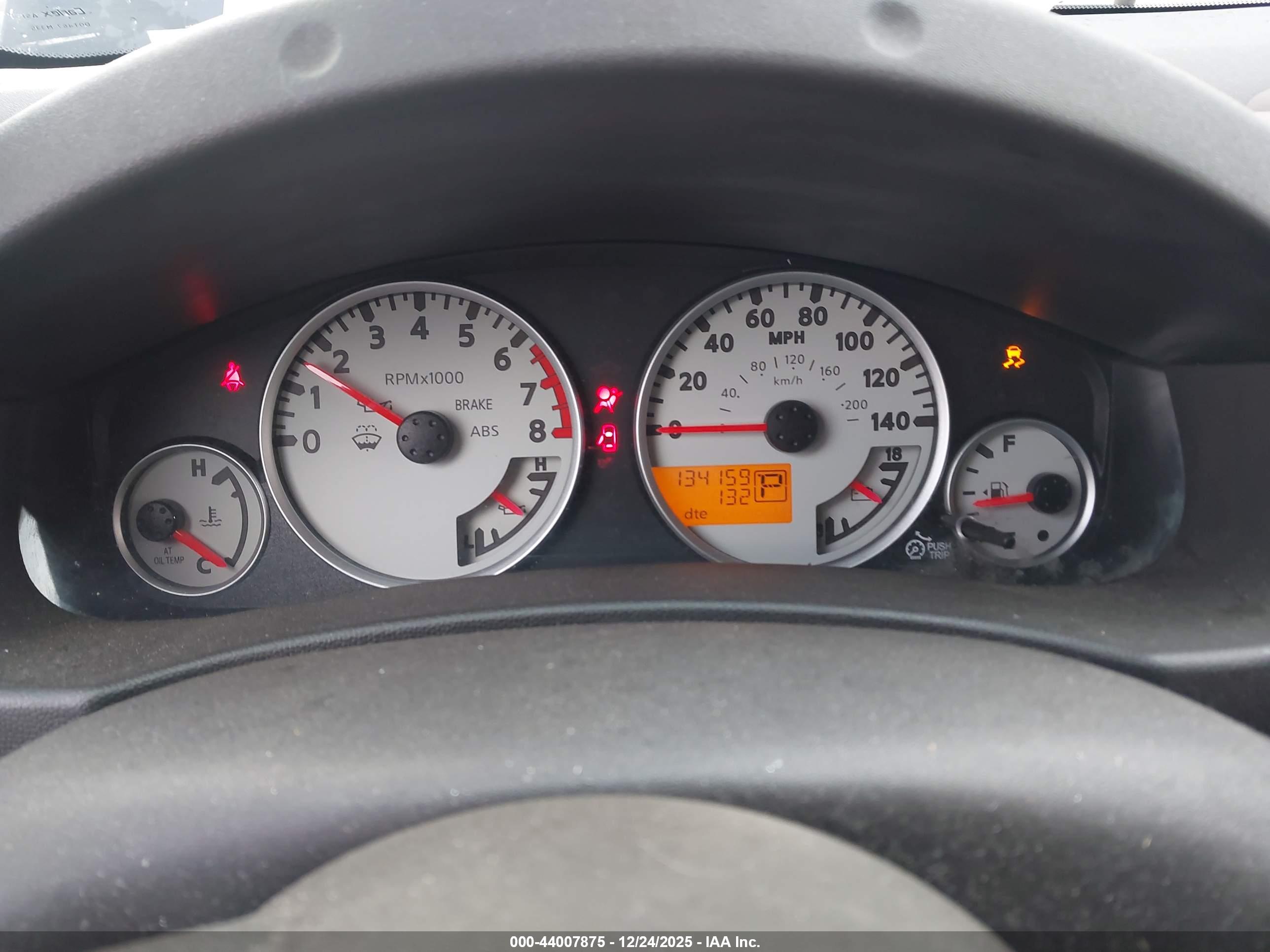 NISSAN FRONTIER image 7