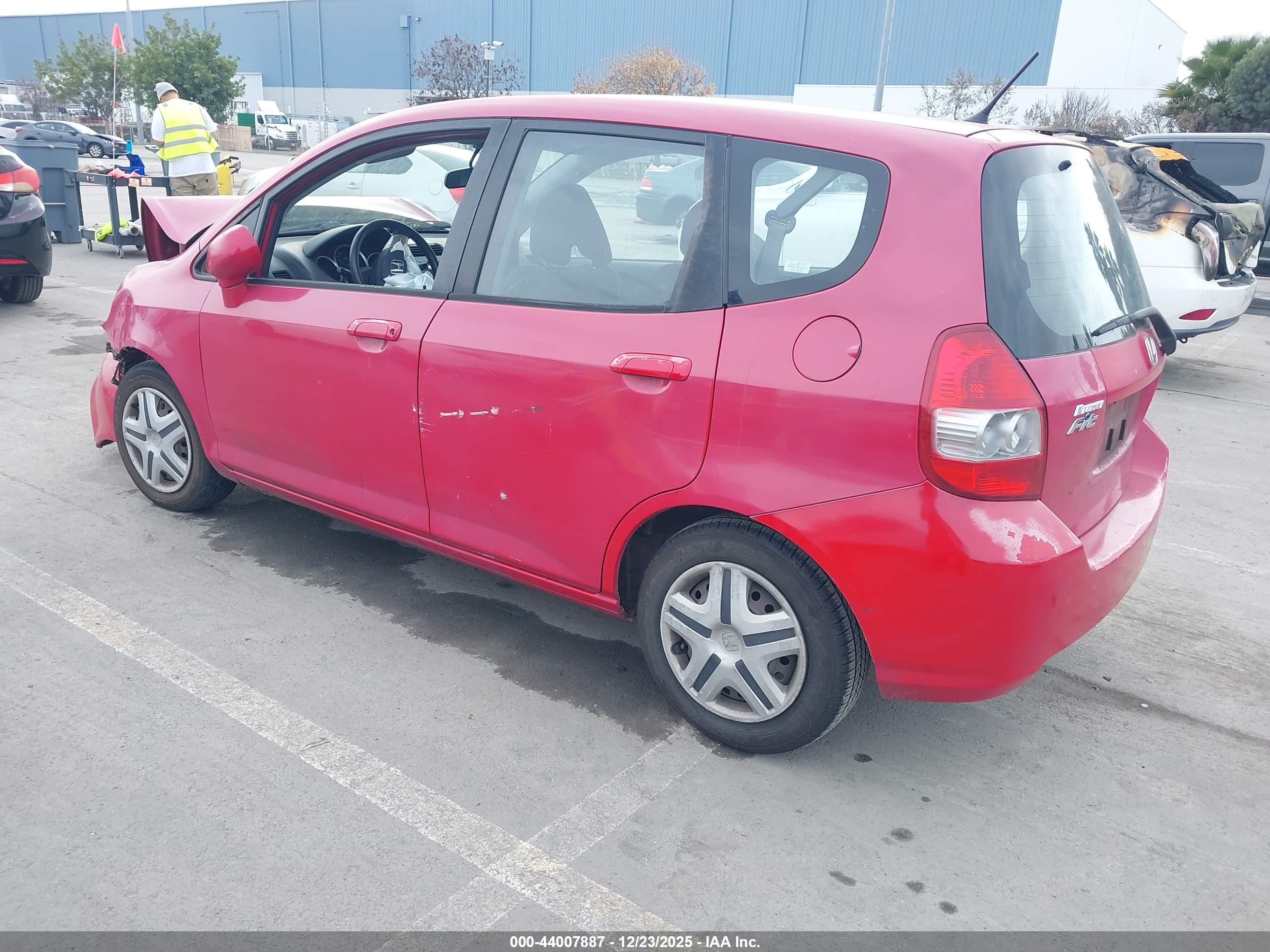 HONDA FIT image 3