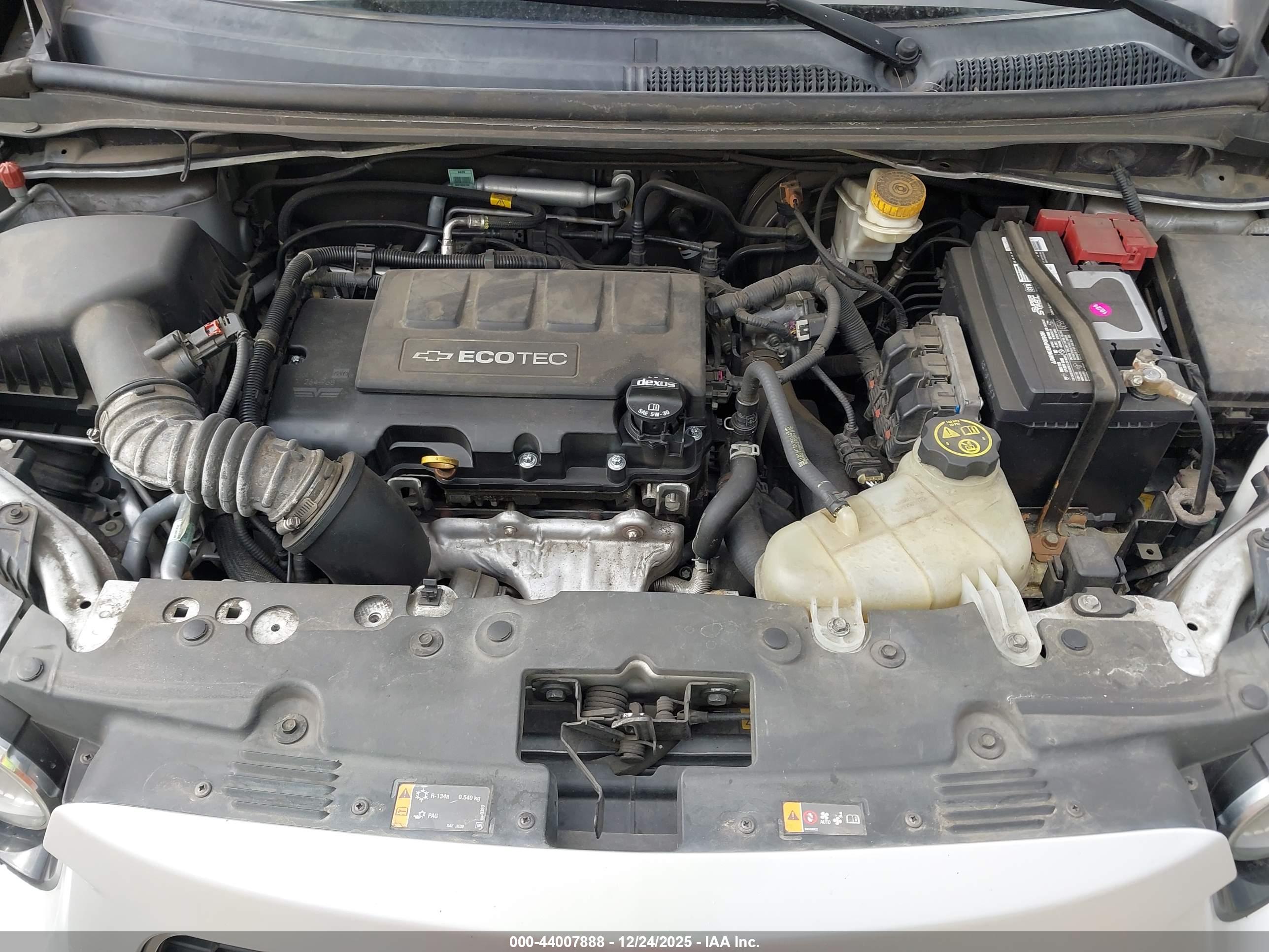 CHEVROLET SONIC image 10