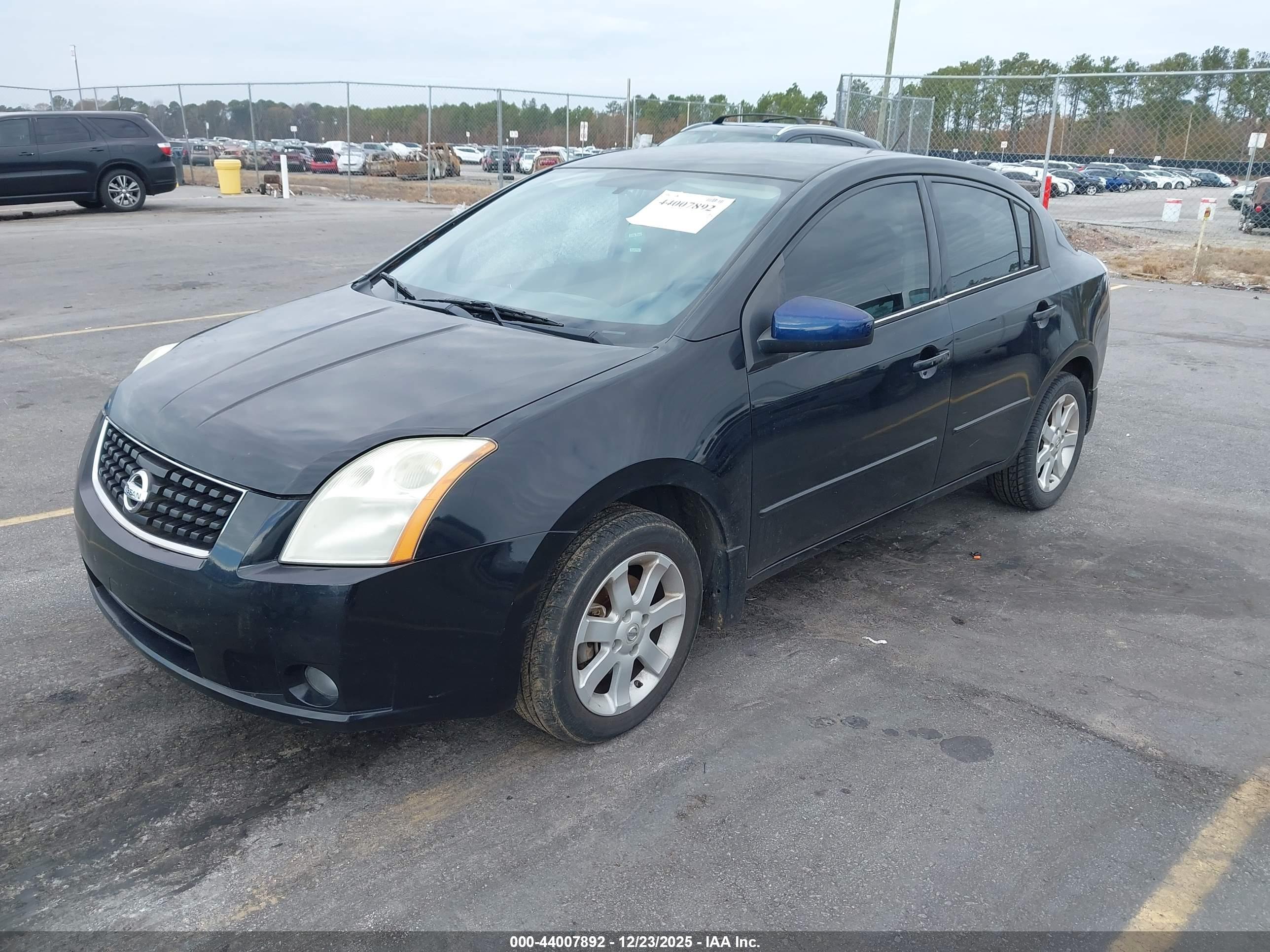 NISSAN SENTRA image 2