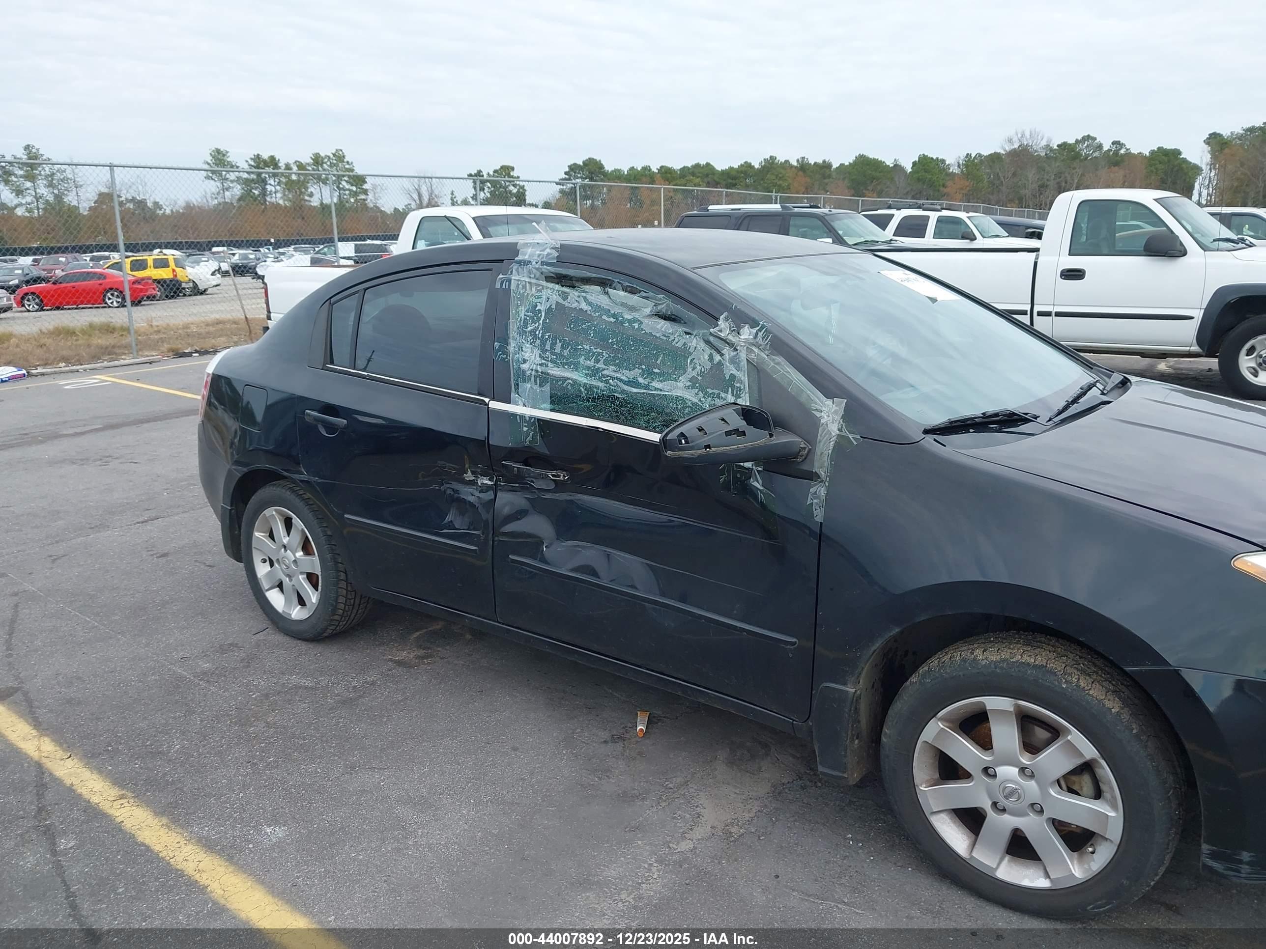 NISSAN SENTRA image 6