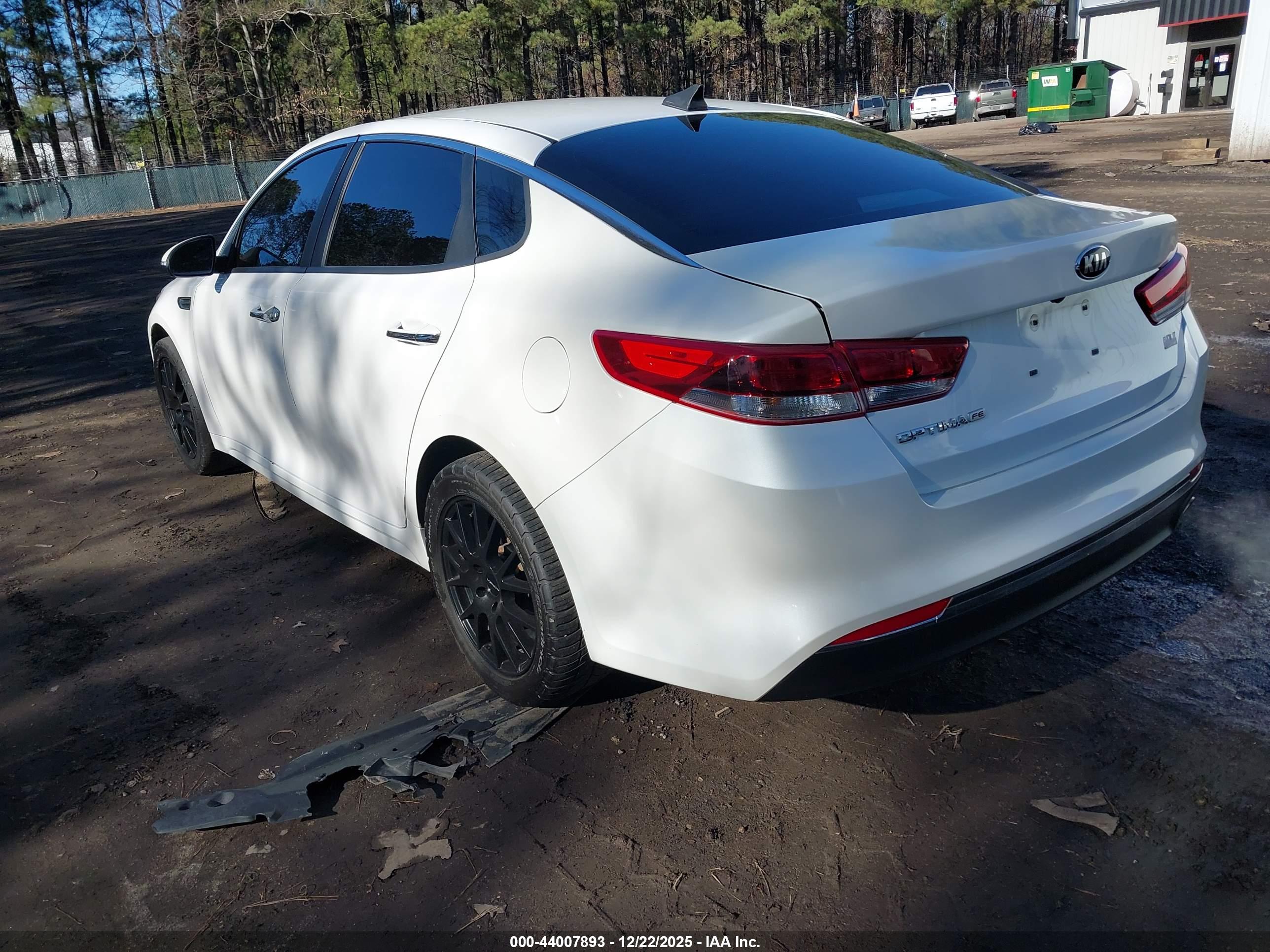 KIA OPTIMA image 3