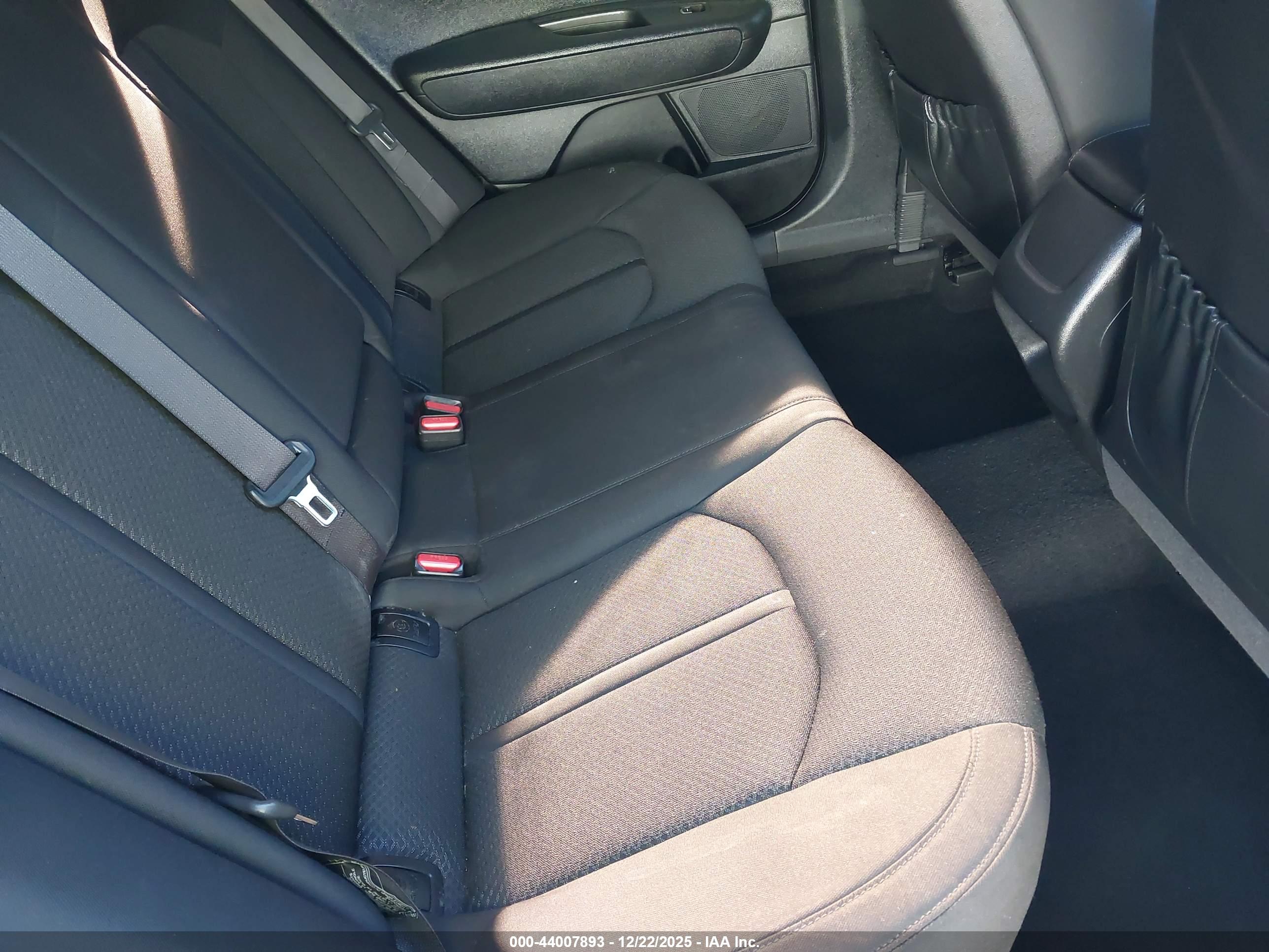 KIA OPTIMA image 8