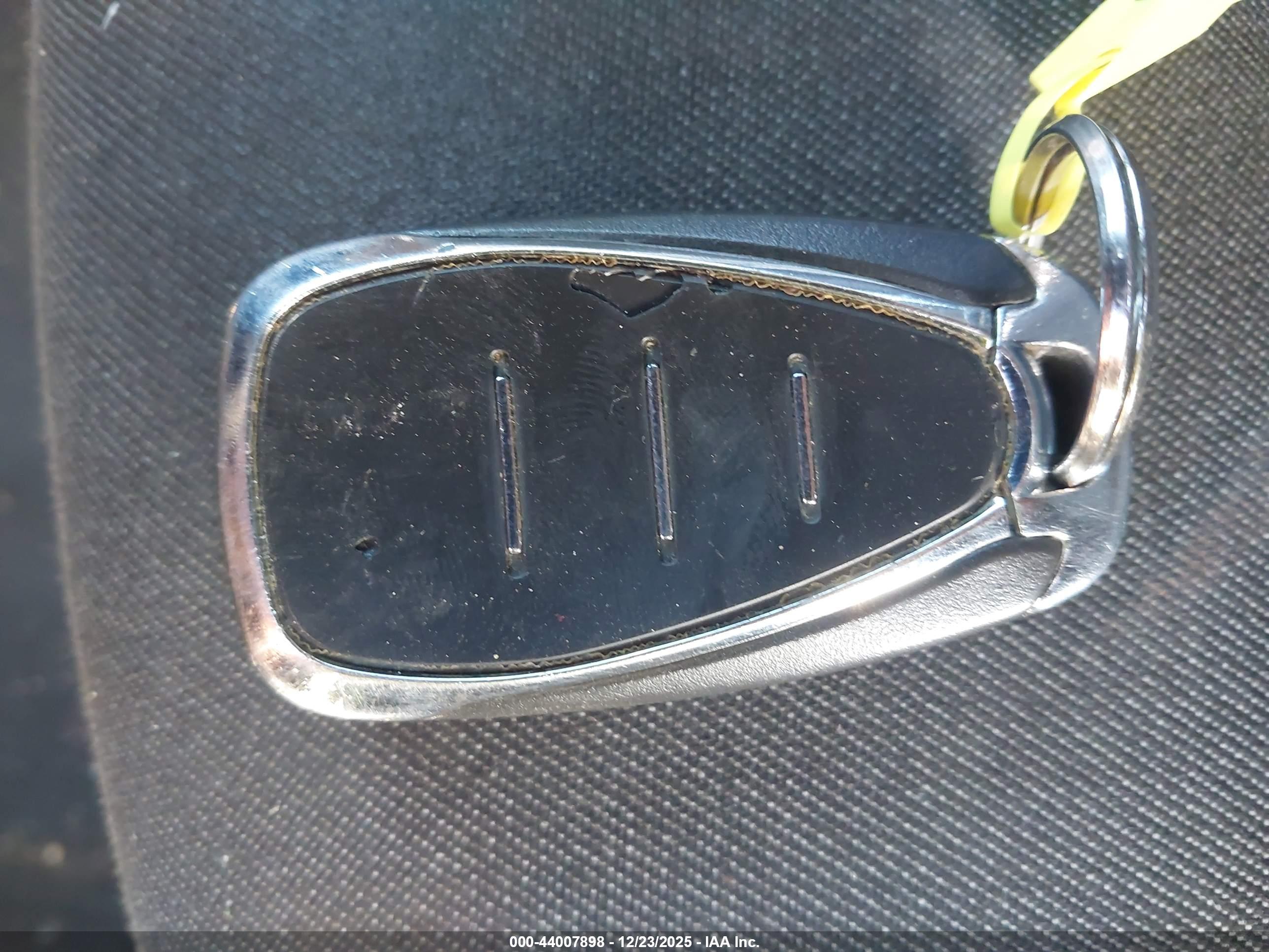 CHEVROLET EQUINOX image 11
