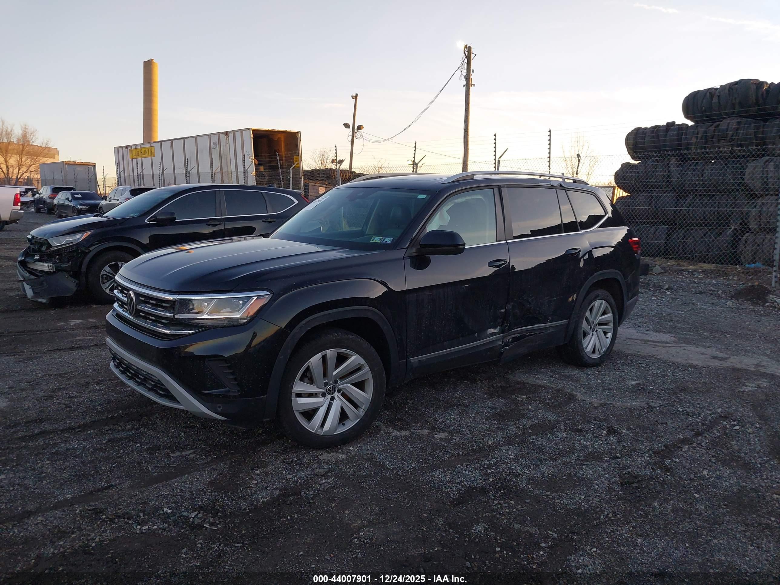 VOLKSWAGEN ATLAS image 2