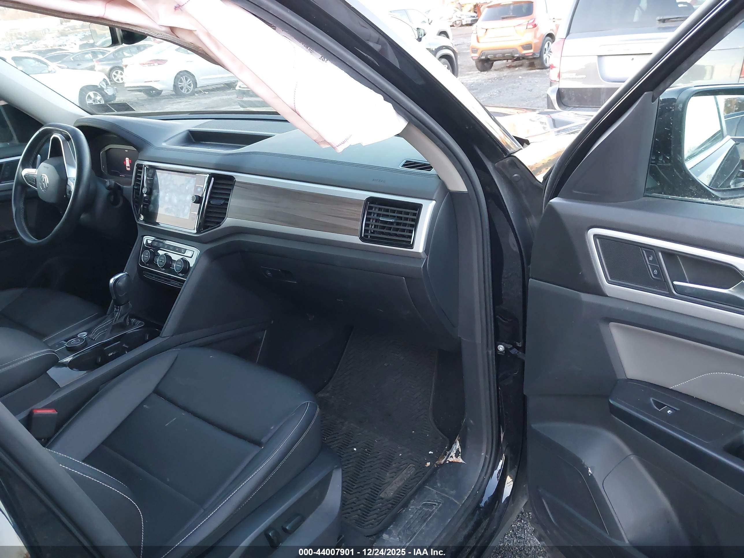 VOLKSWAGEN ATLAS image 5