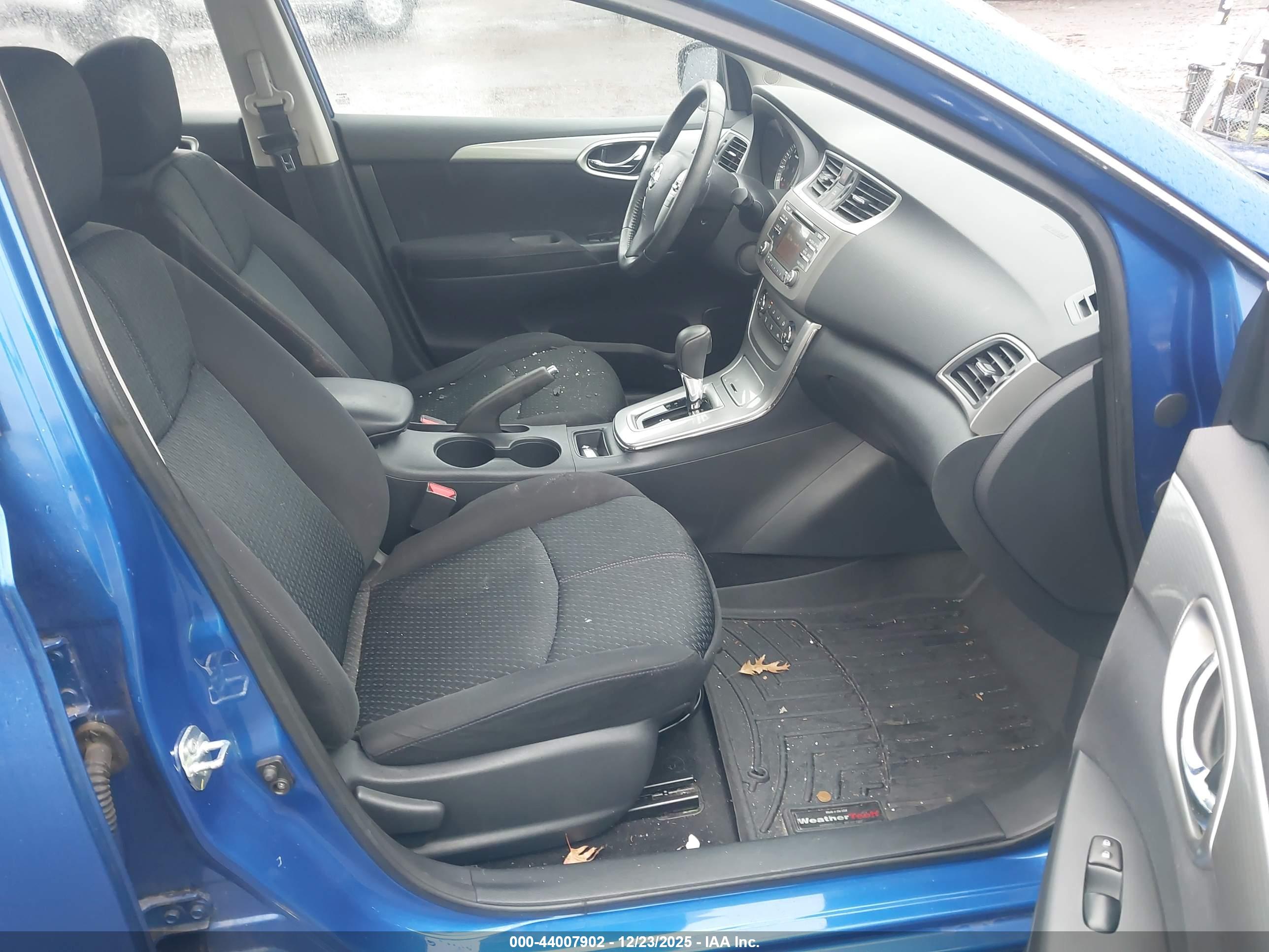 NISSAN SENTRA image 5