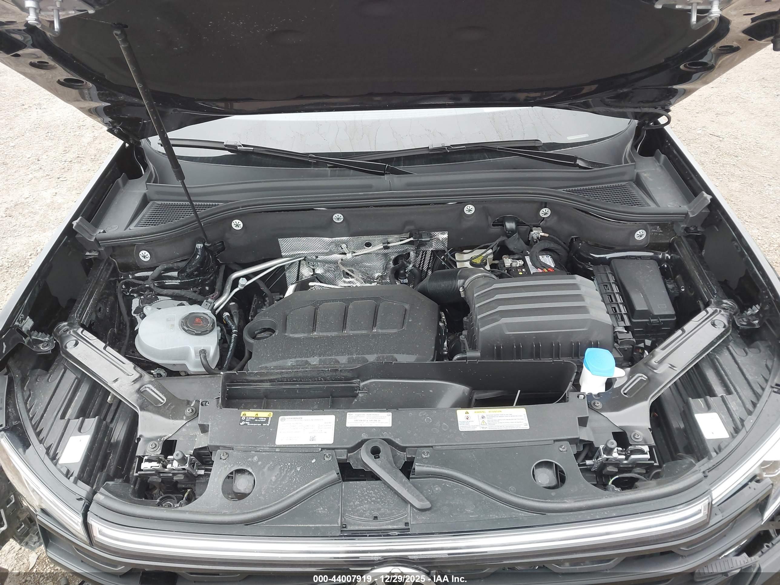 VOLKSWAGEN ATLAS image 10