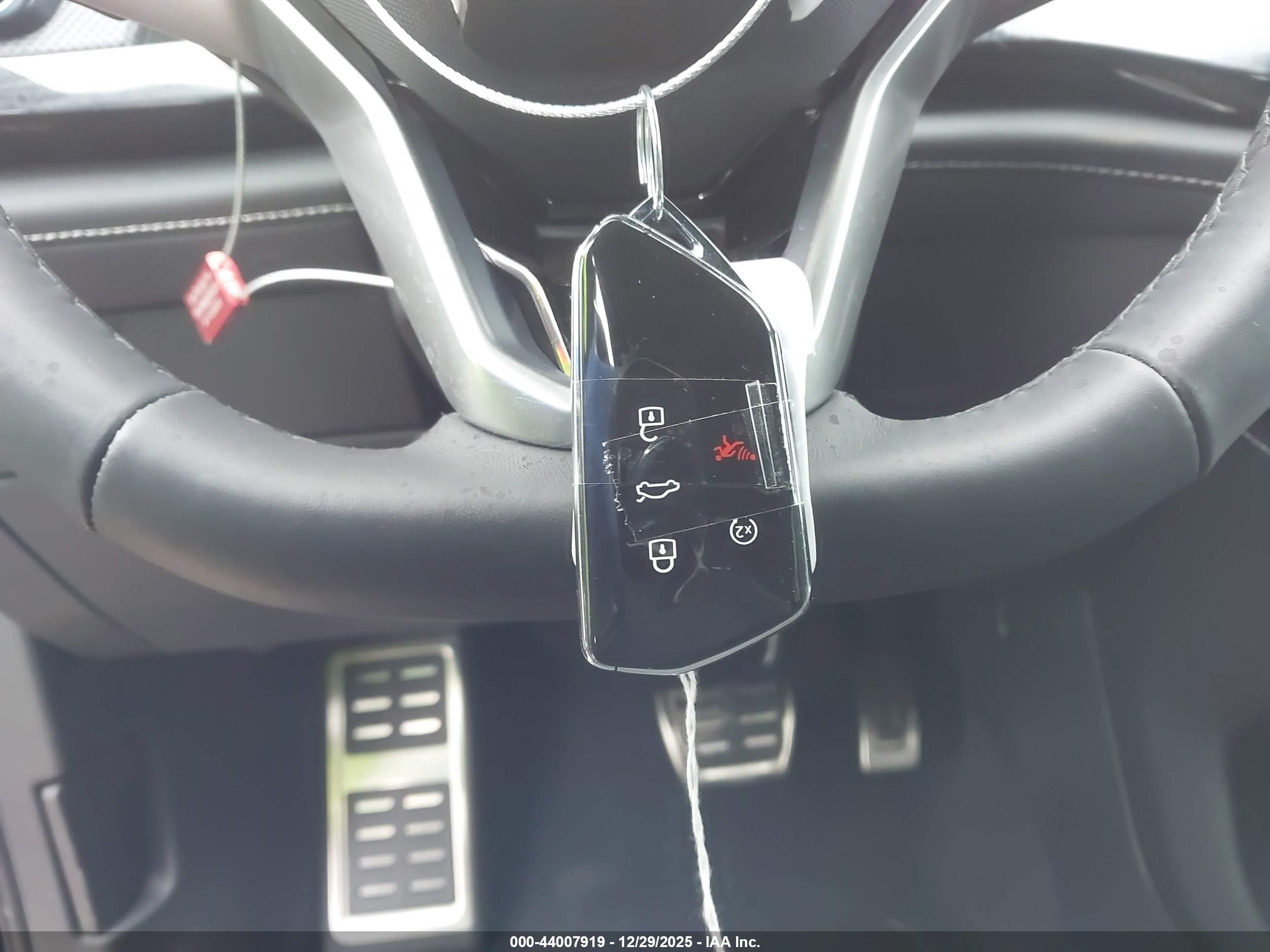 VOLKSWAGEN ATLAS image 11