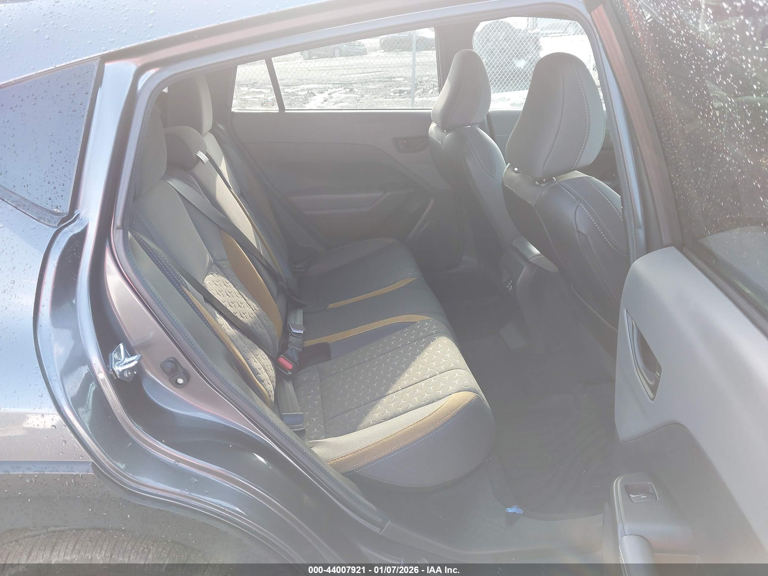 SUBARU CROSSTREK image 8
