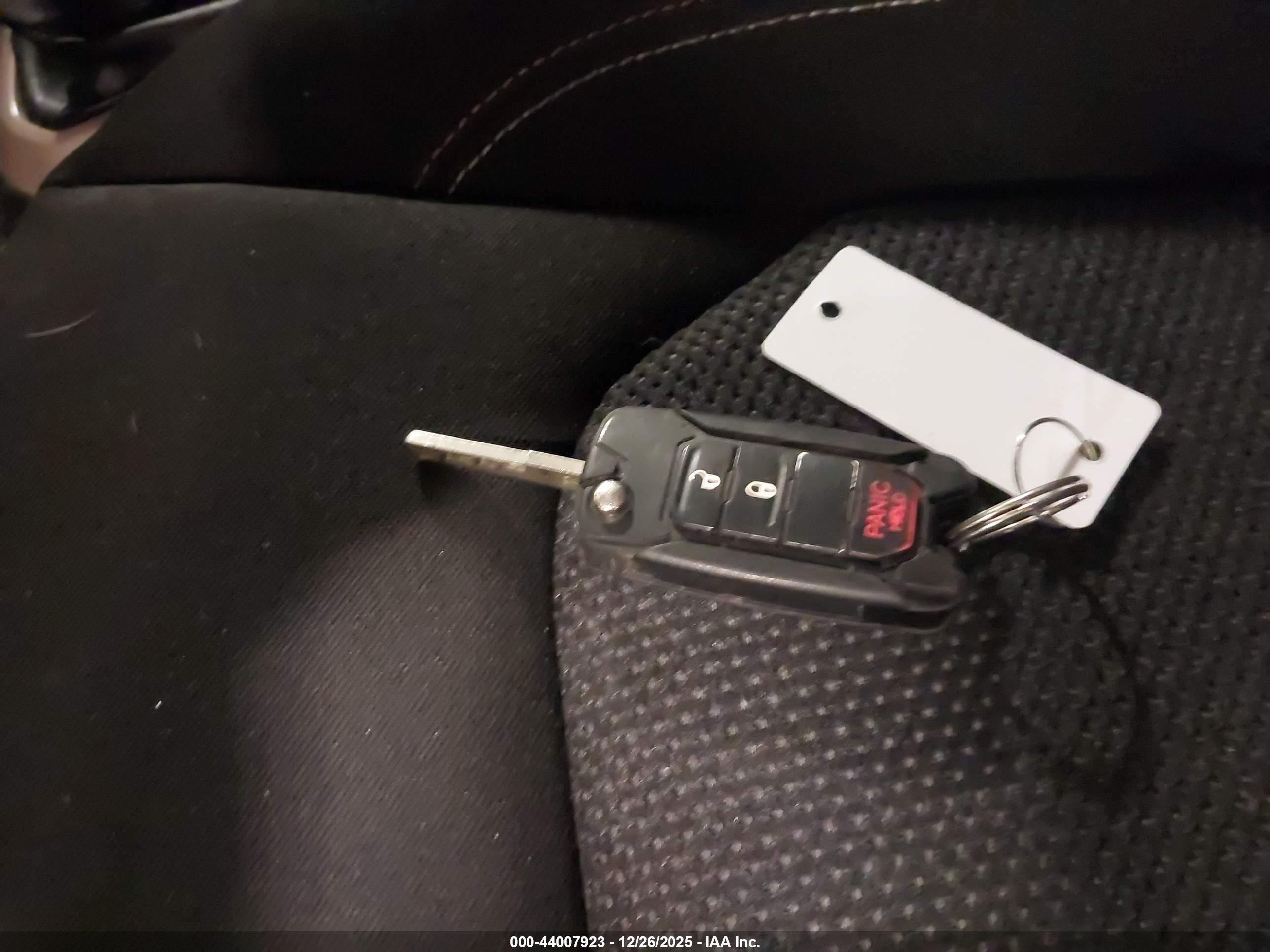 JEEP RENEGADE image 11