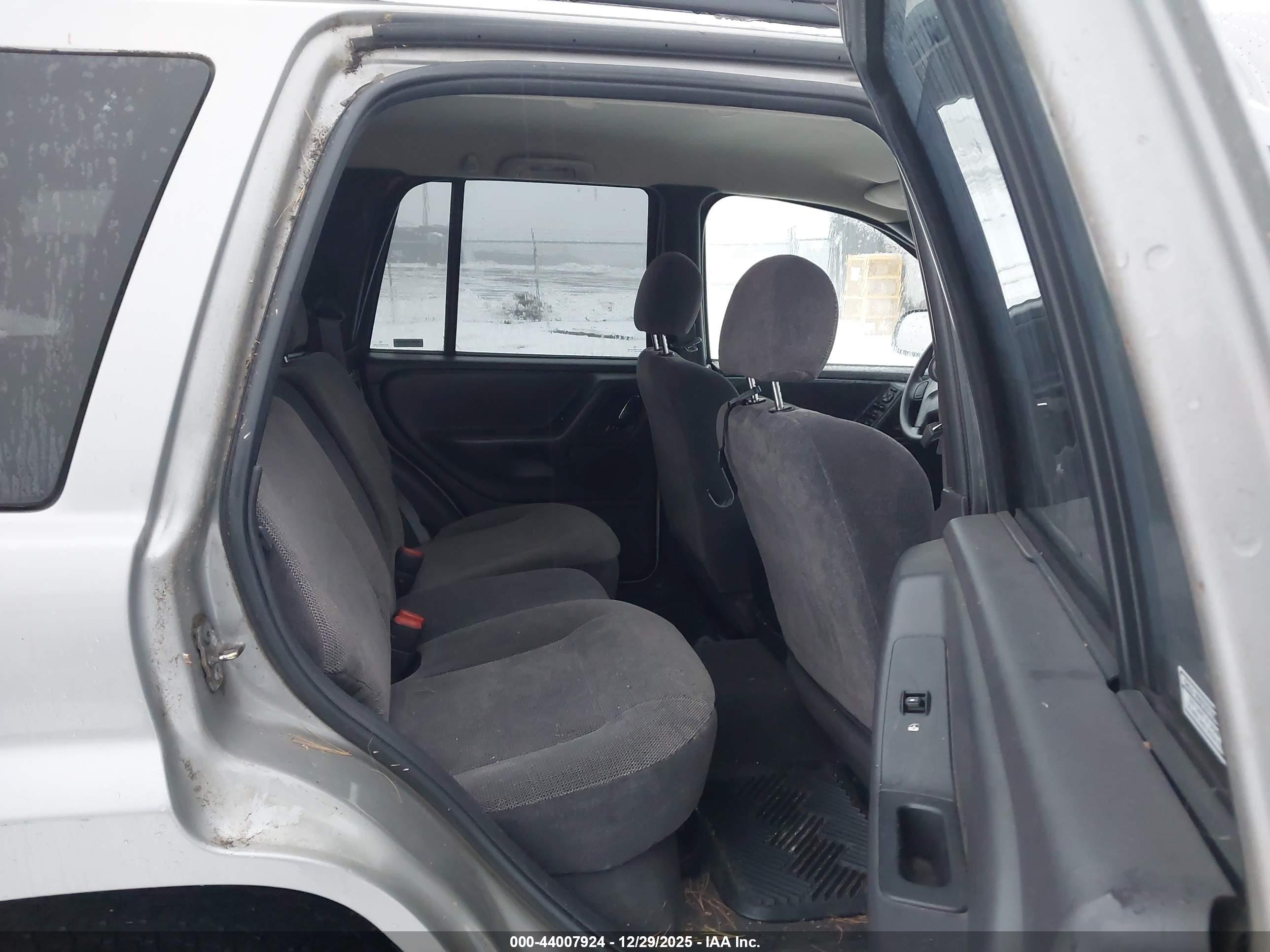 JEEP GRAND image 8