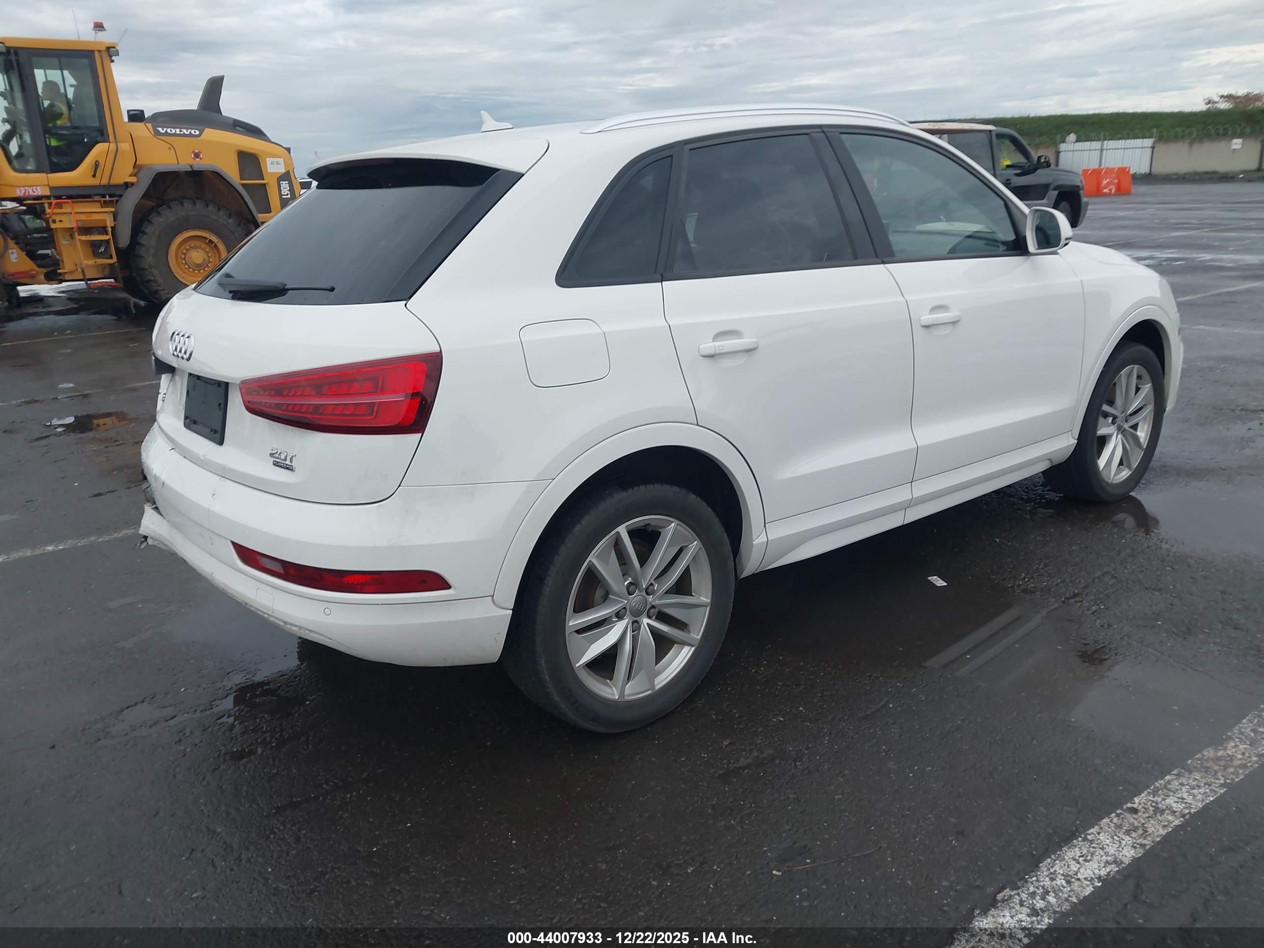 AUDI Q3 image 4