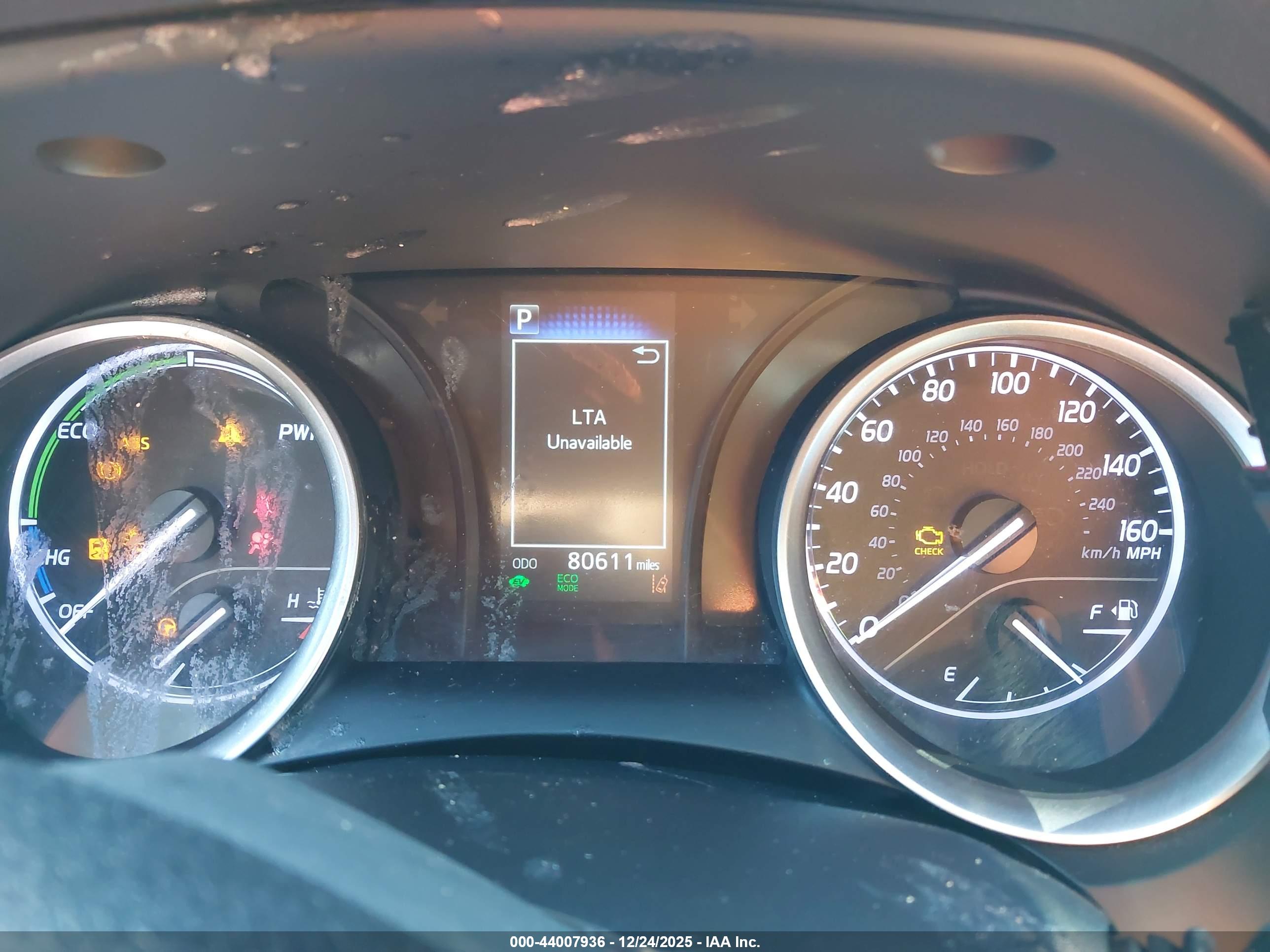 TOYOTA CAMRY image 7