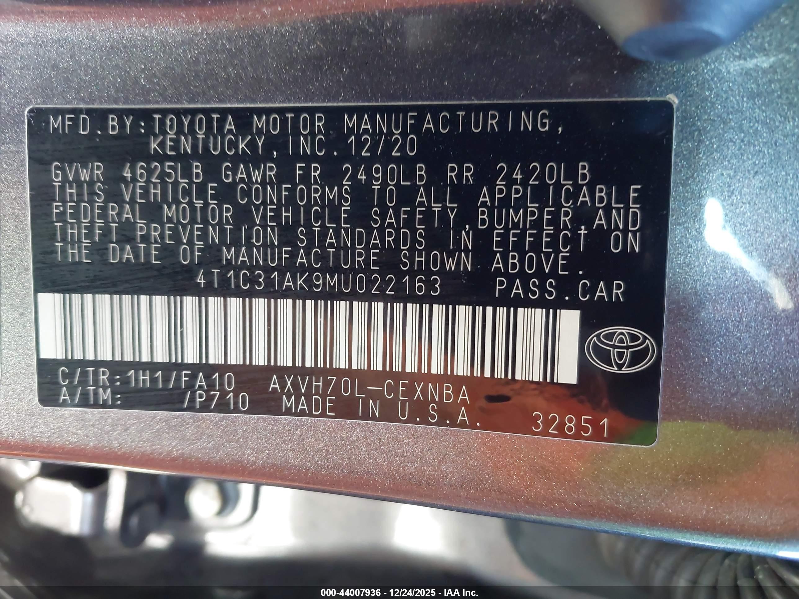 TOYOTA CAMRY image 9