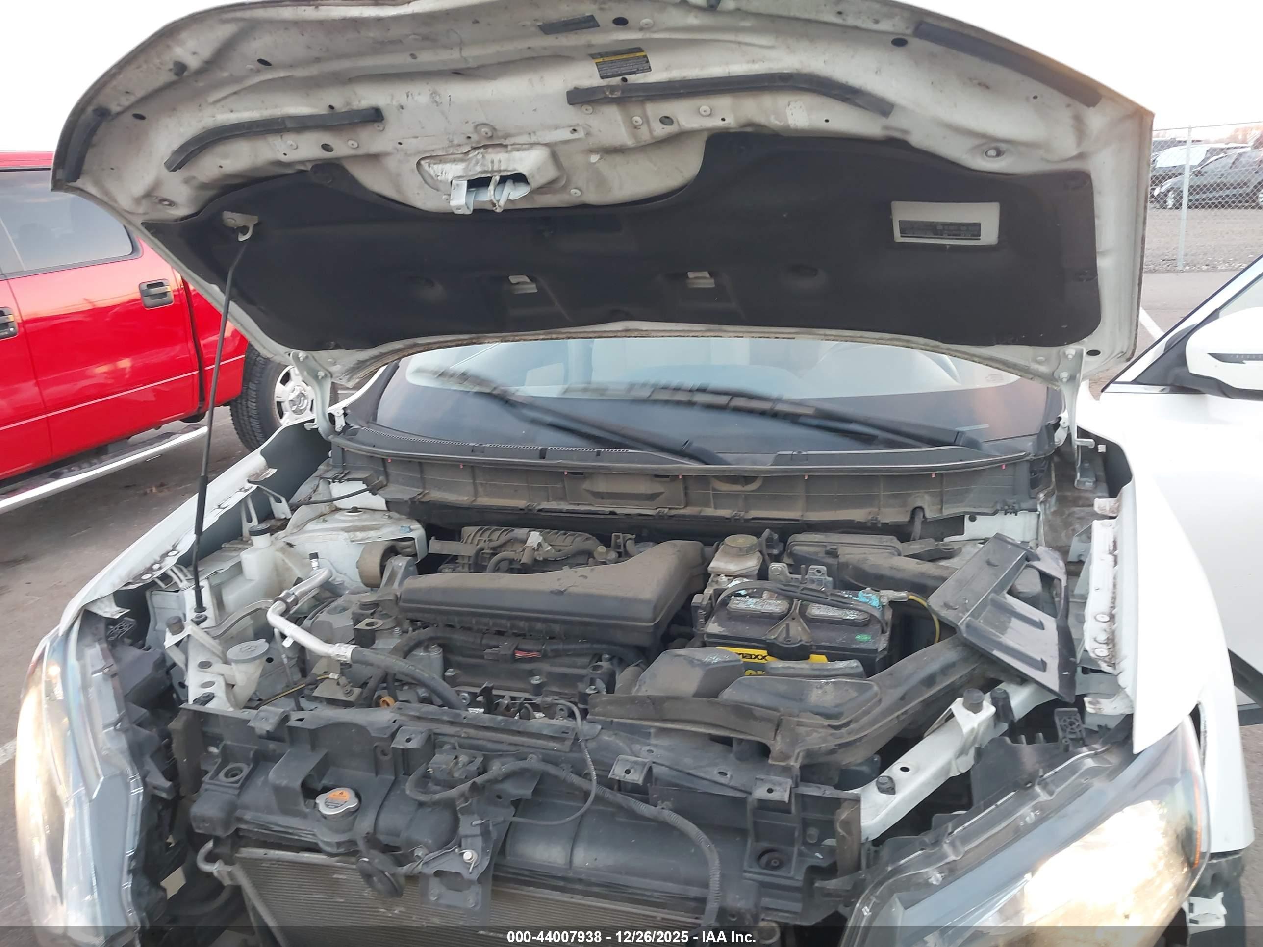 NISSAN ROGUE image 10
