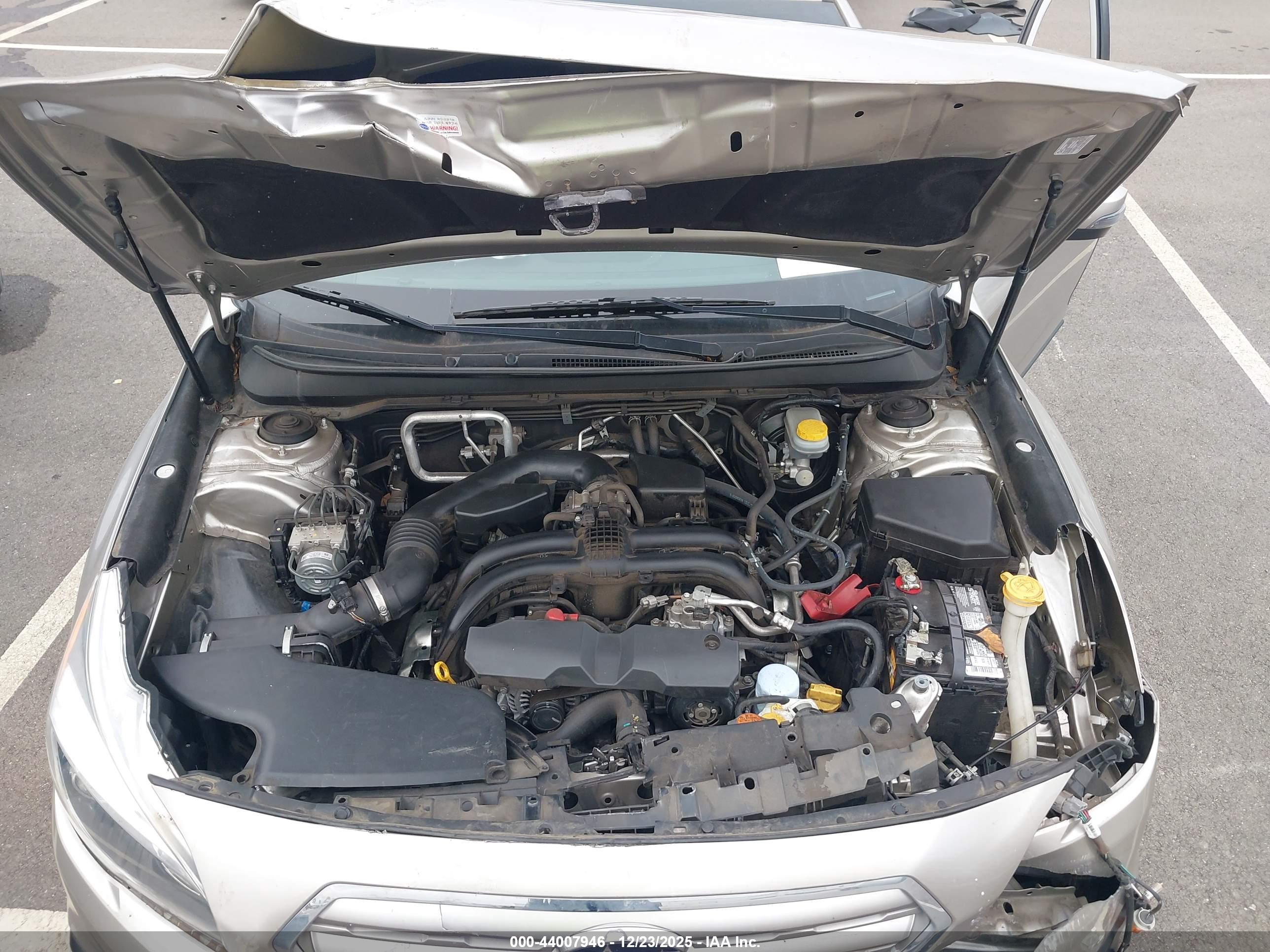 SUBARU OUTBACK image 10