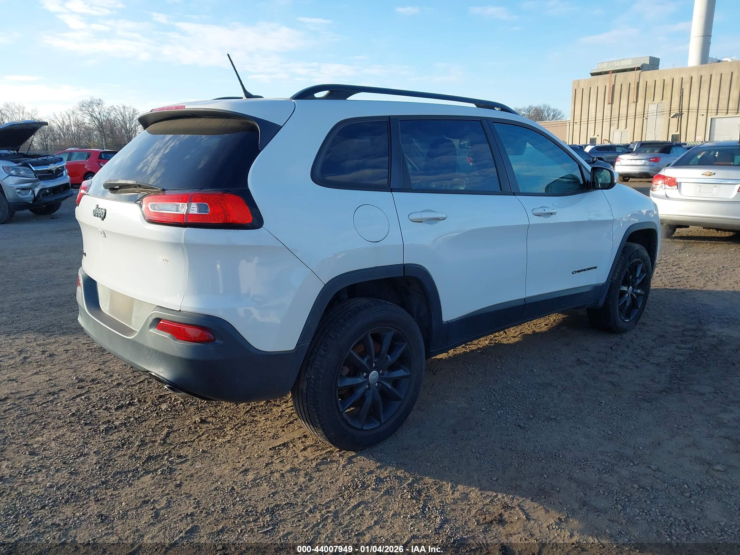JEEP CHEROKEE image 4