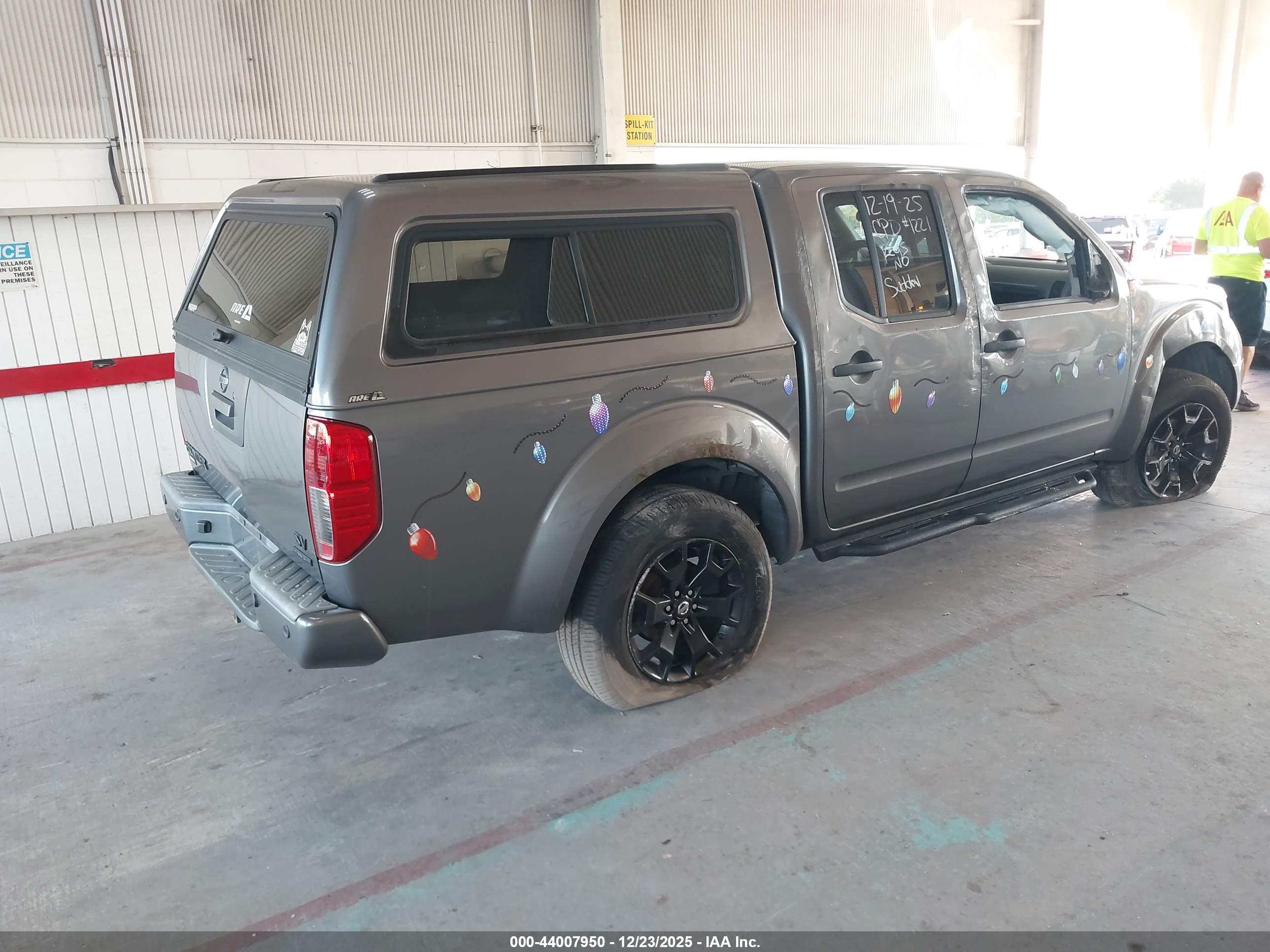 NISSAN FRONTIER image 4