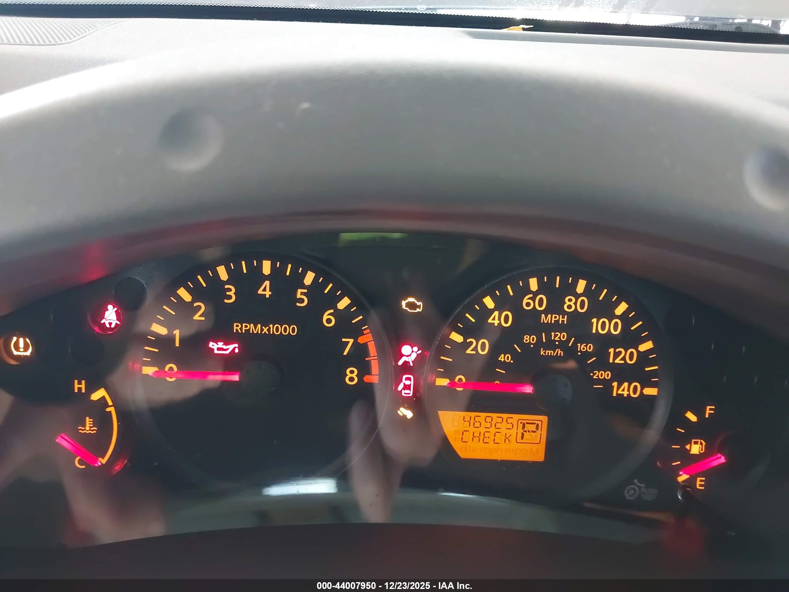 NISSAN FRONTIER image 7
