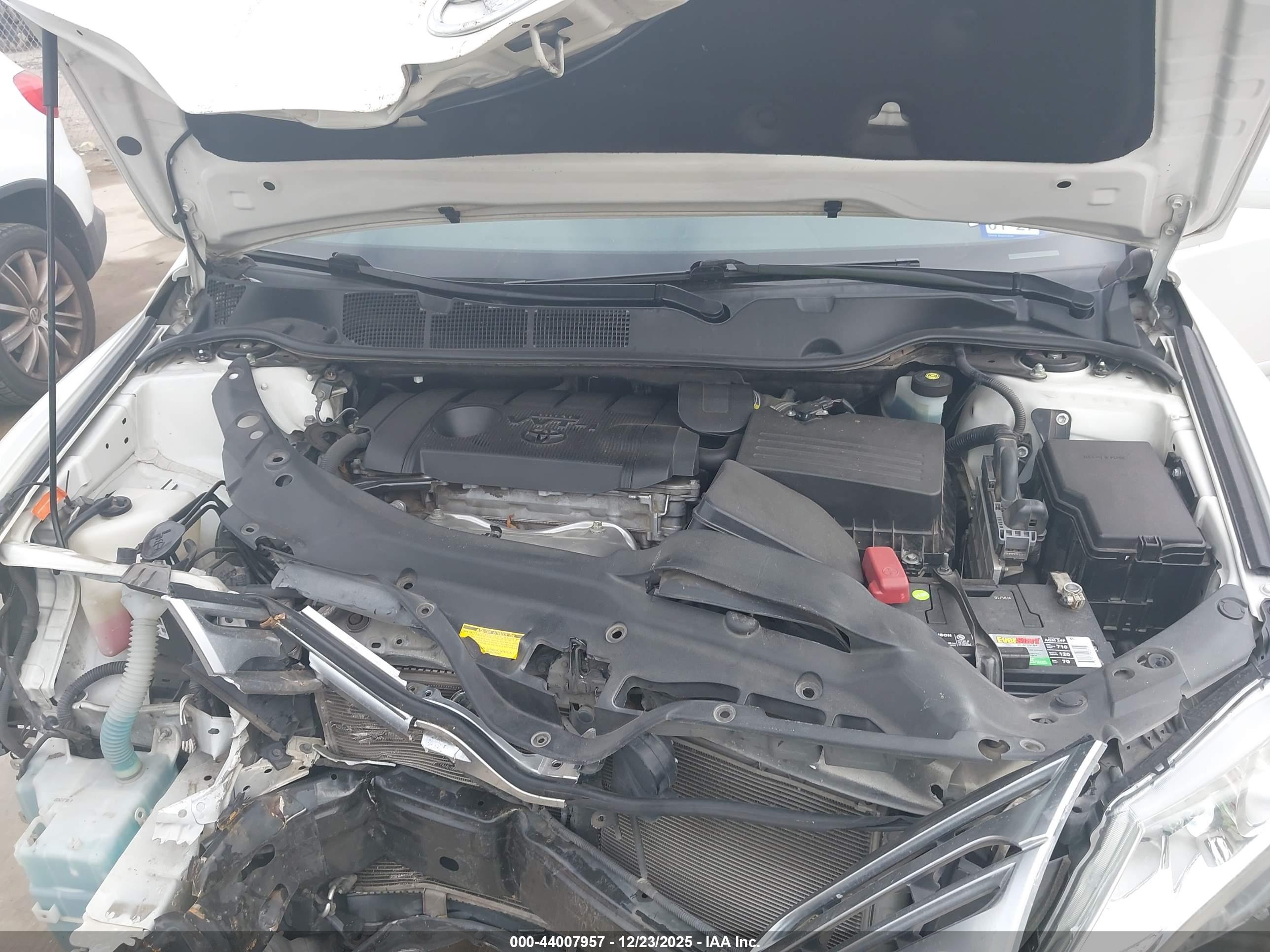 TOYOTA VENZA image 10
