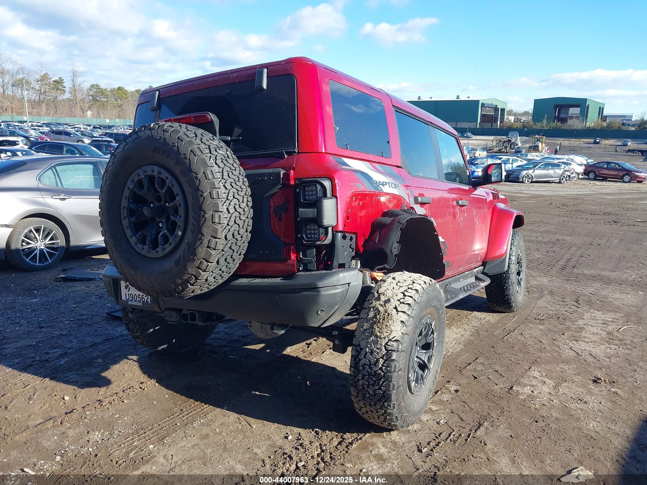 FORD BRONCO image 4