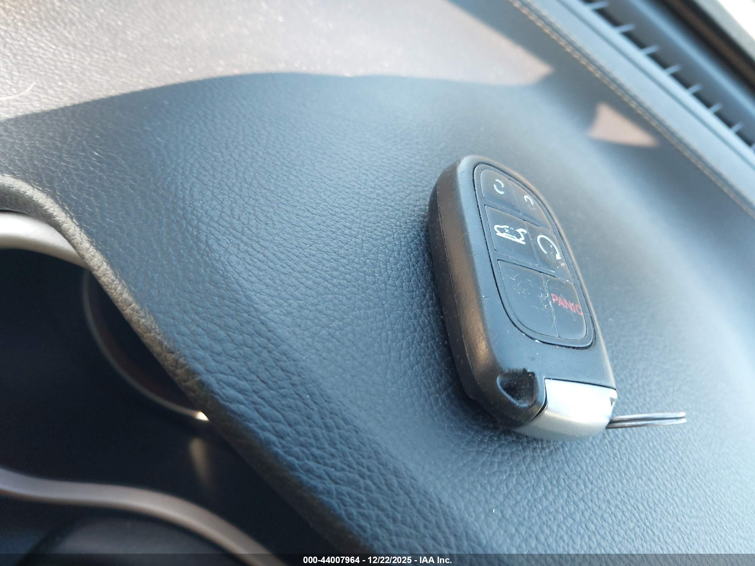 JEEP CHEROKEE image 11