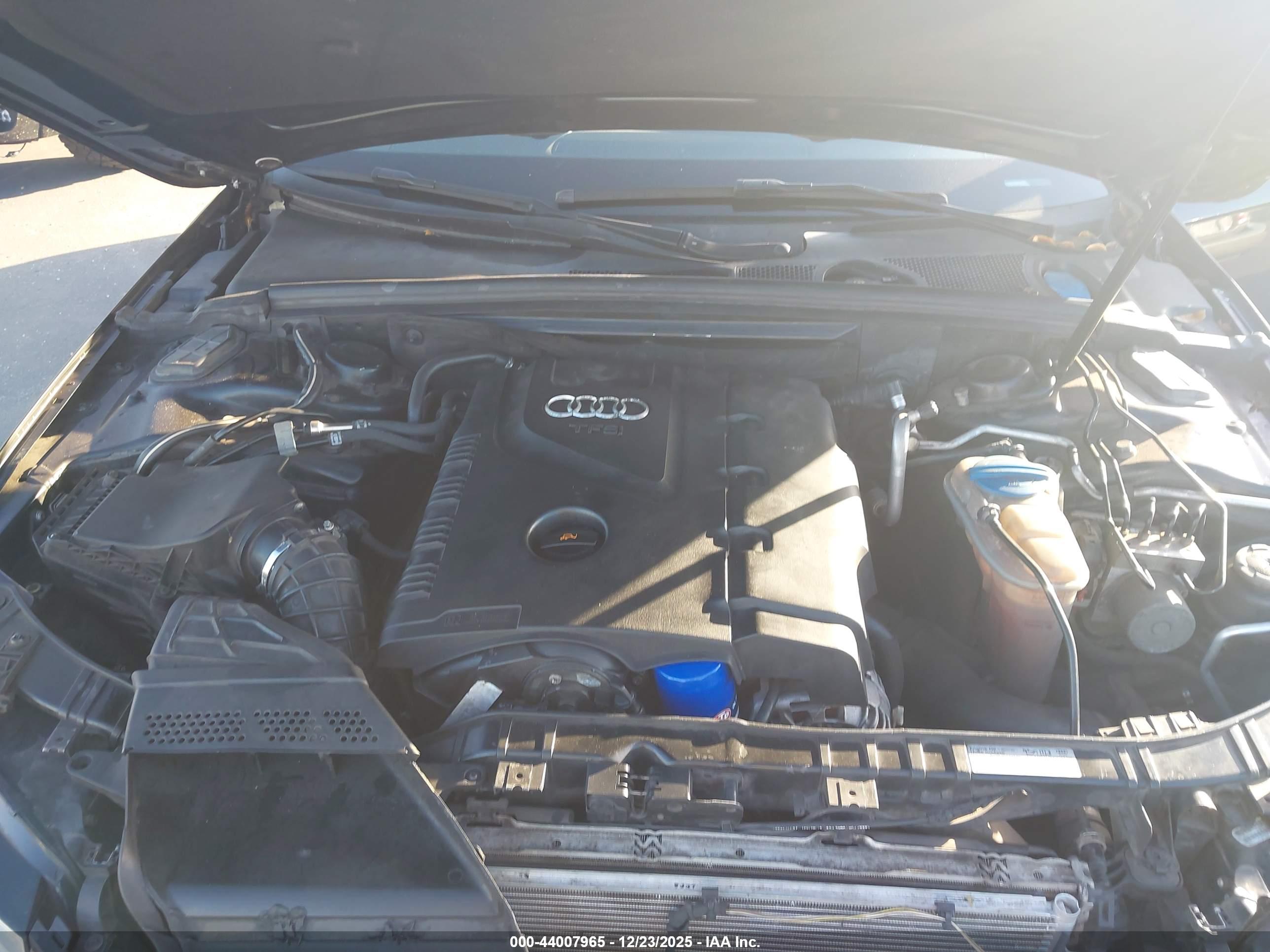 AUDI A4 image 10