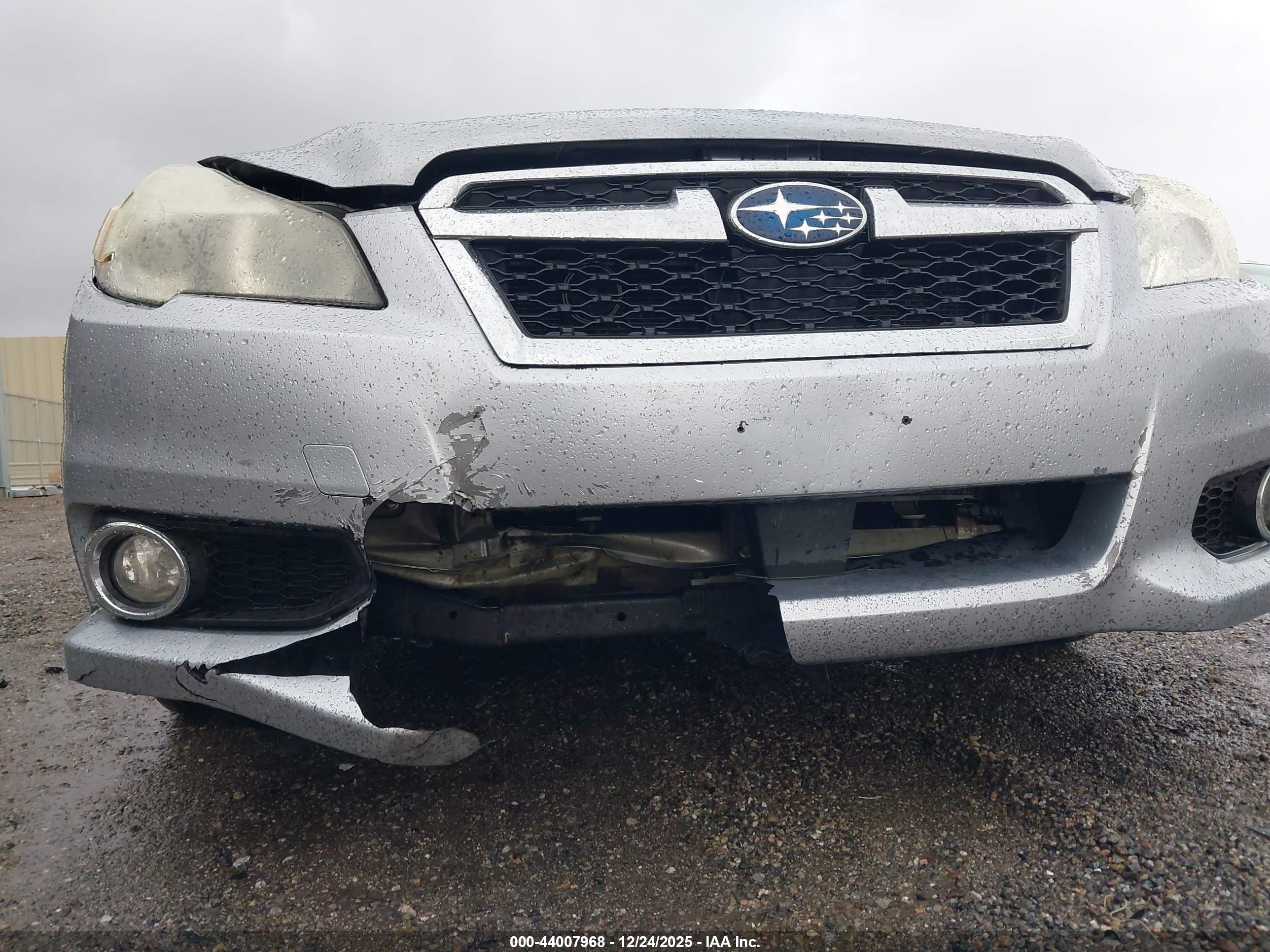 SUBARU LEGACY image 6