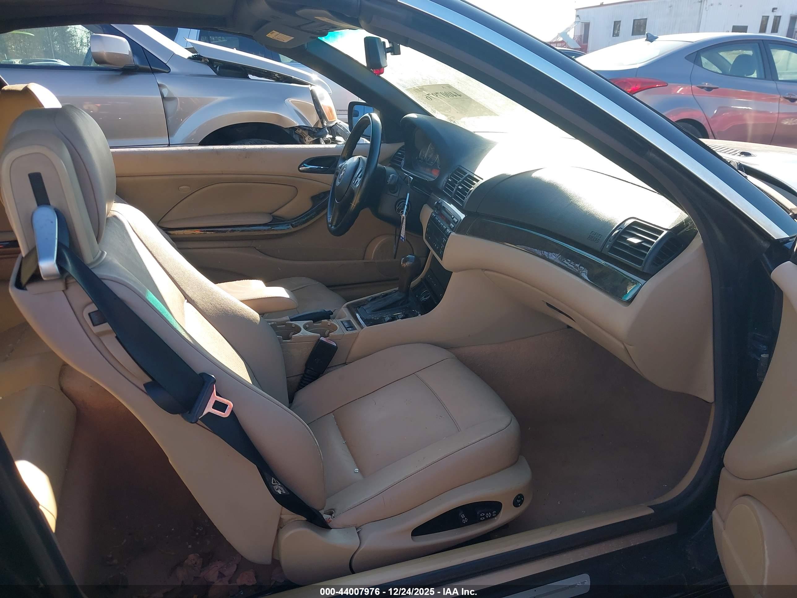 BMW 330CI image 5
