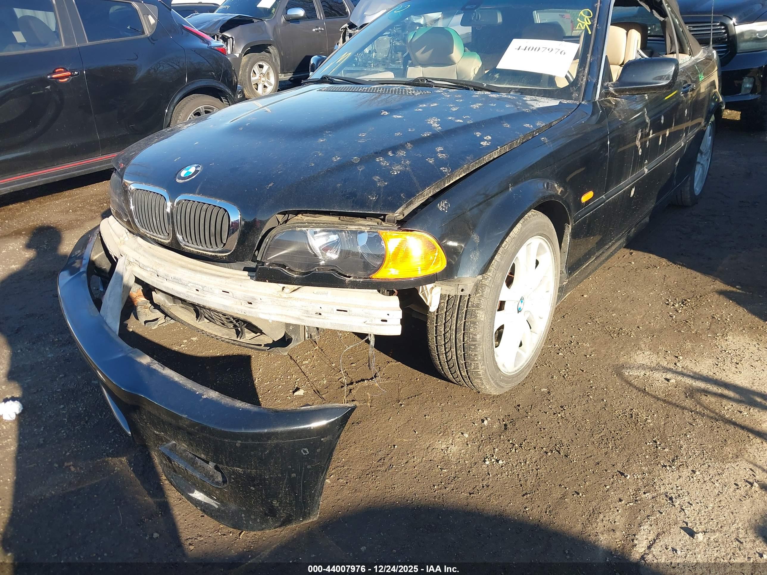BMW 330CI image 6