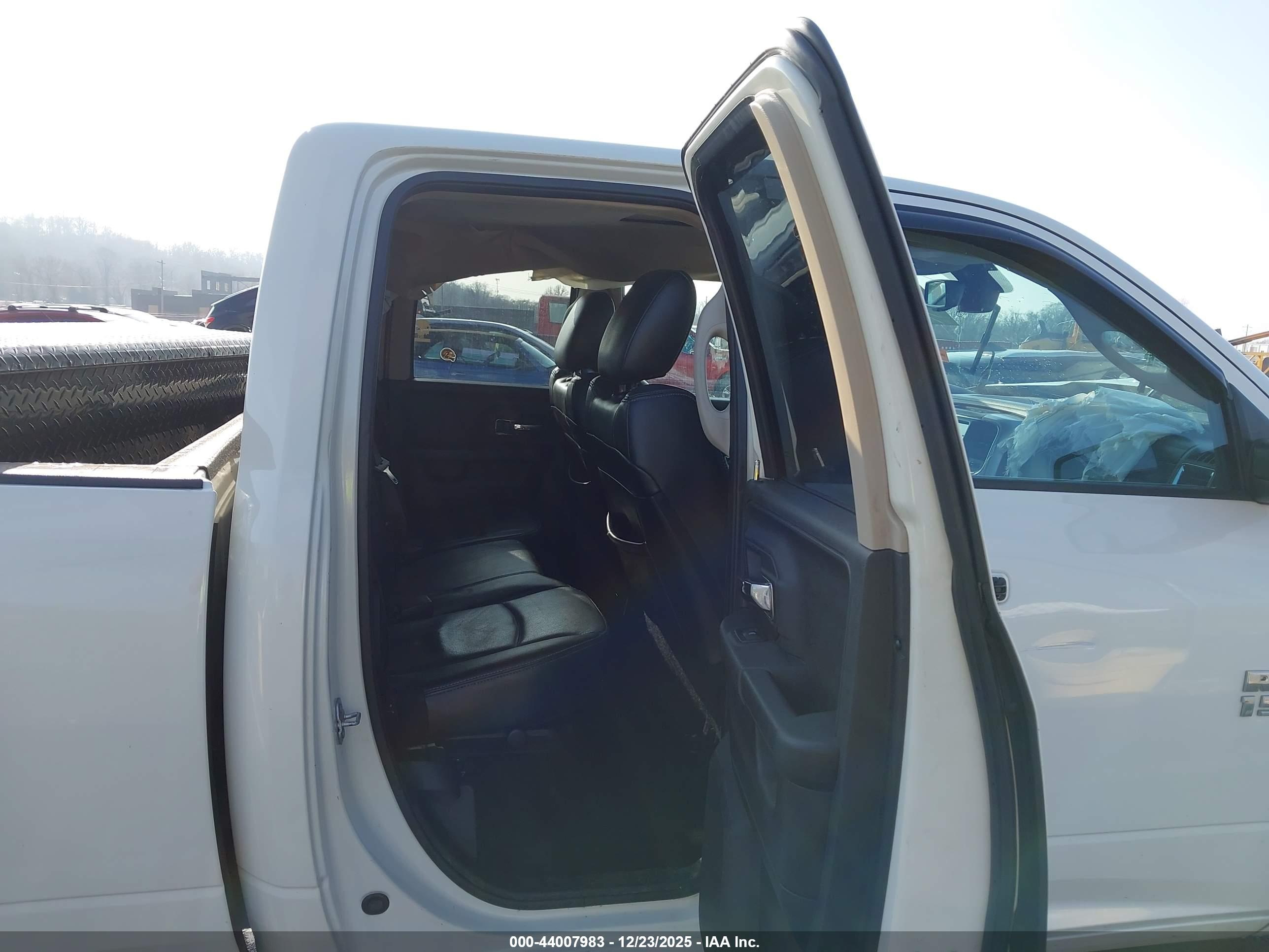RAM 1500 image 8