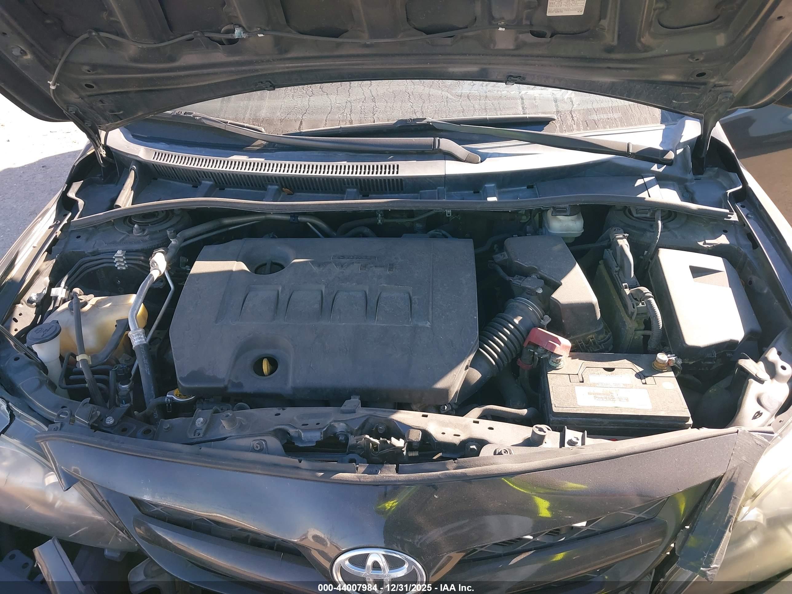 TOYOTA COROLLA image 10