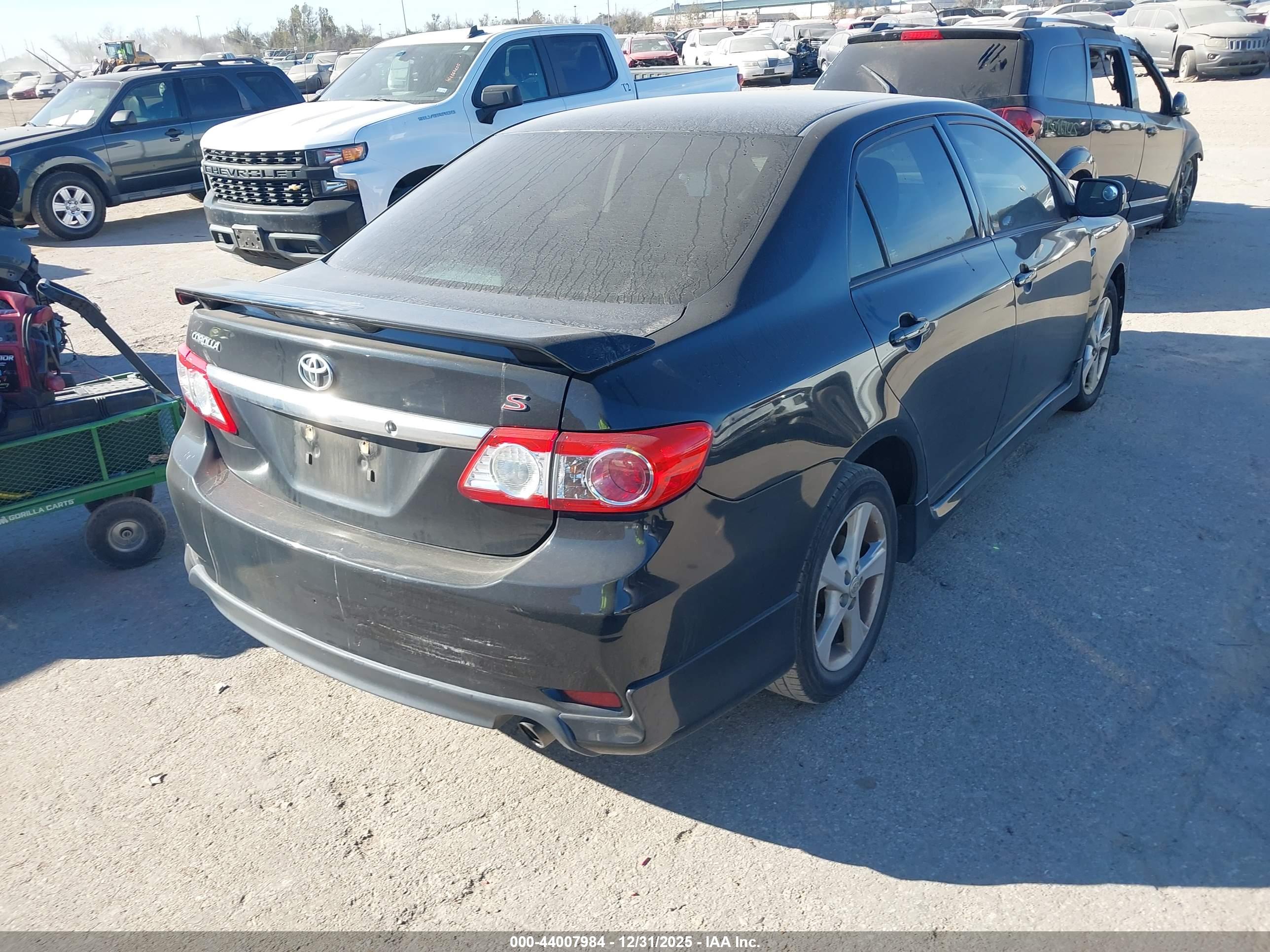 TOYOTA COROLLA image 4