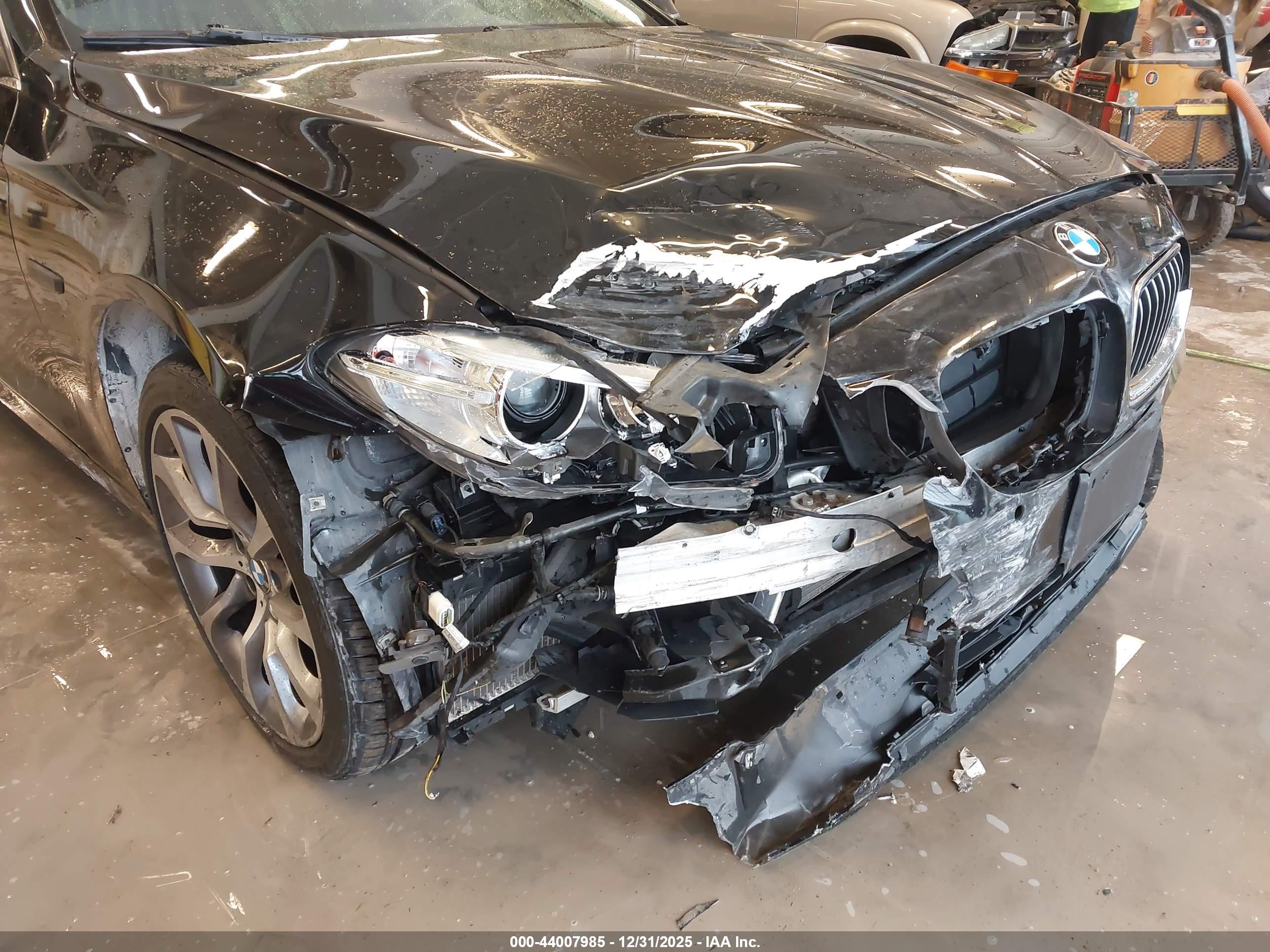 BMW 535I image 6