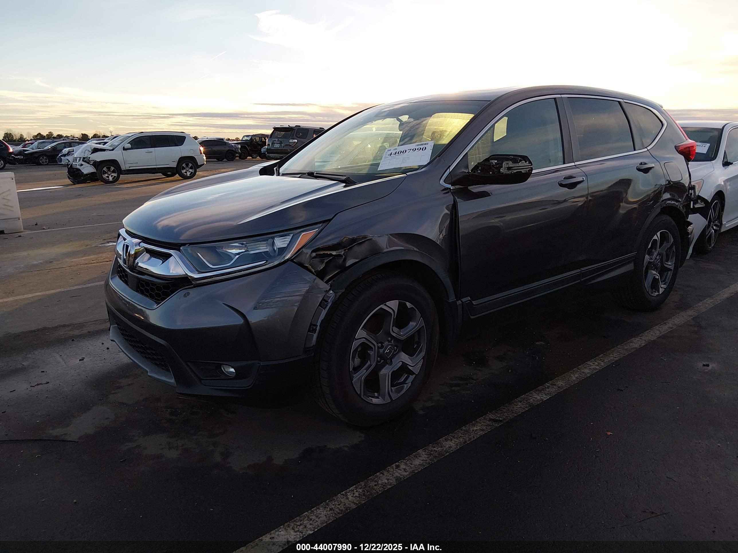 HONDA CR-V image 2