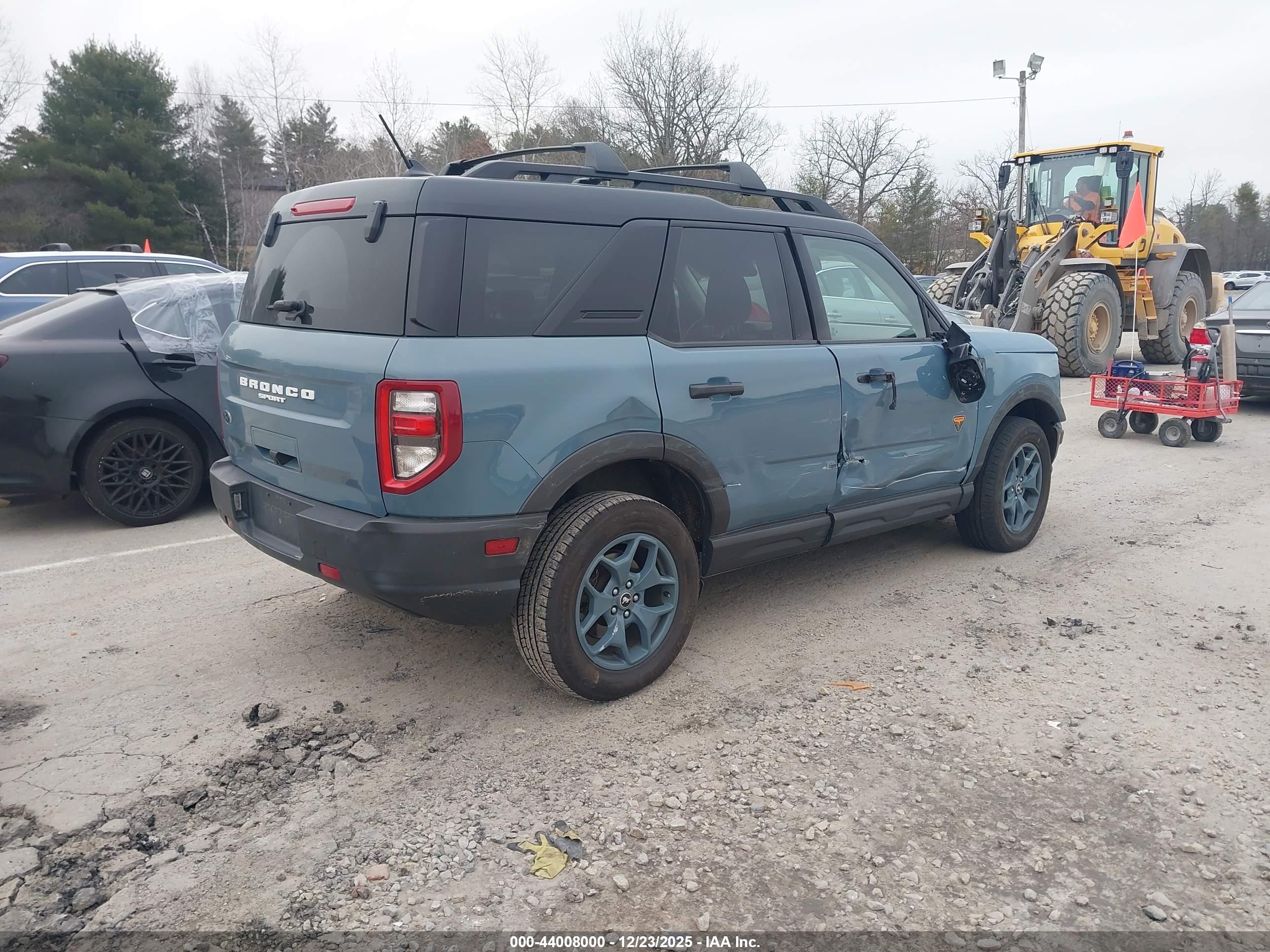 FORD BRONCO image 4