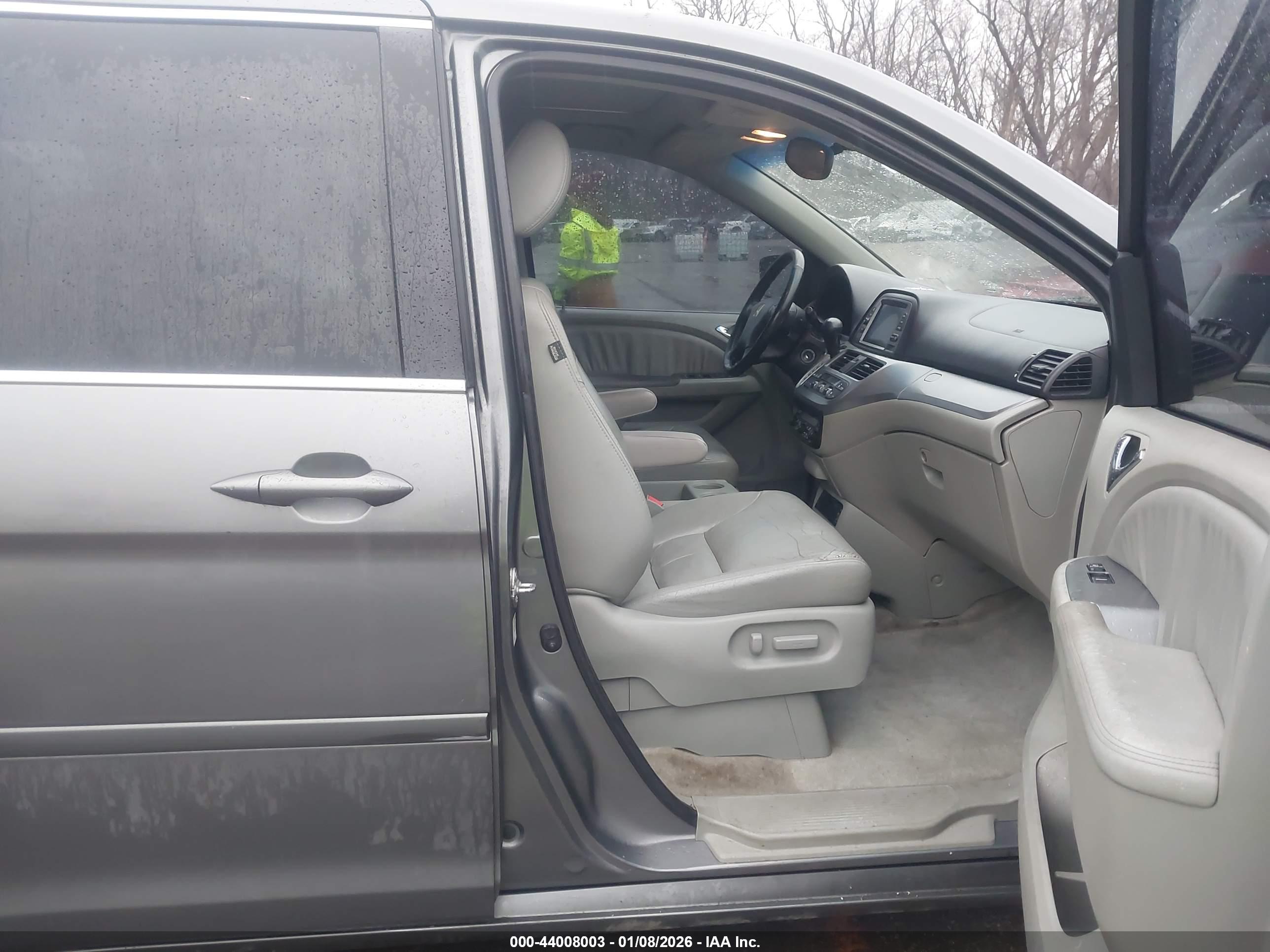 HONDA ODYSSEY image 5