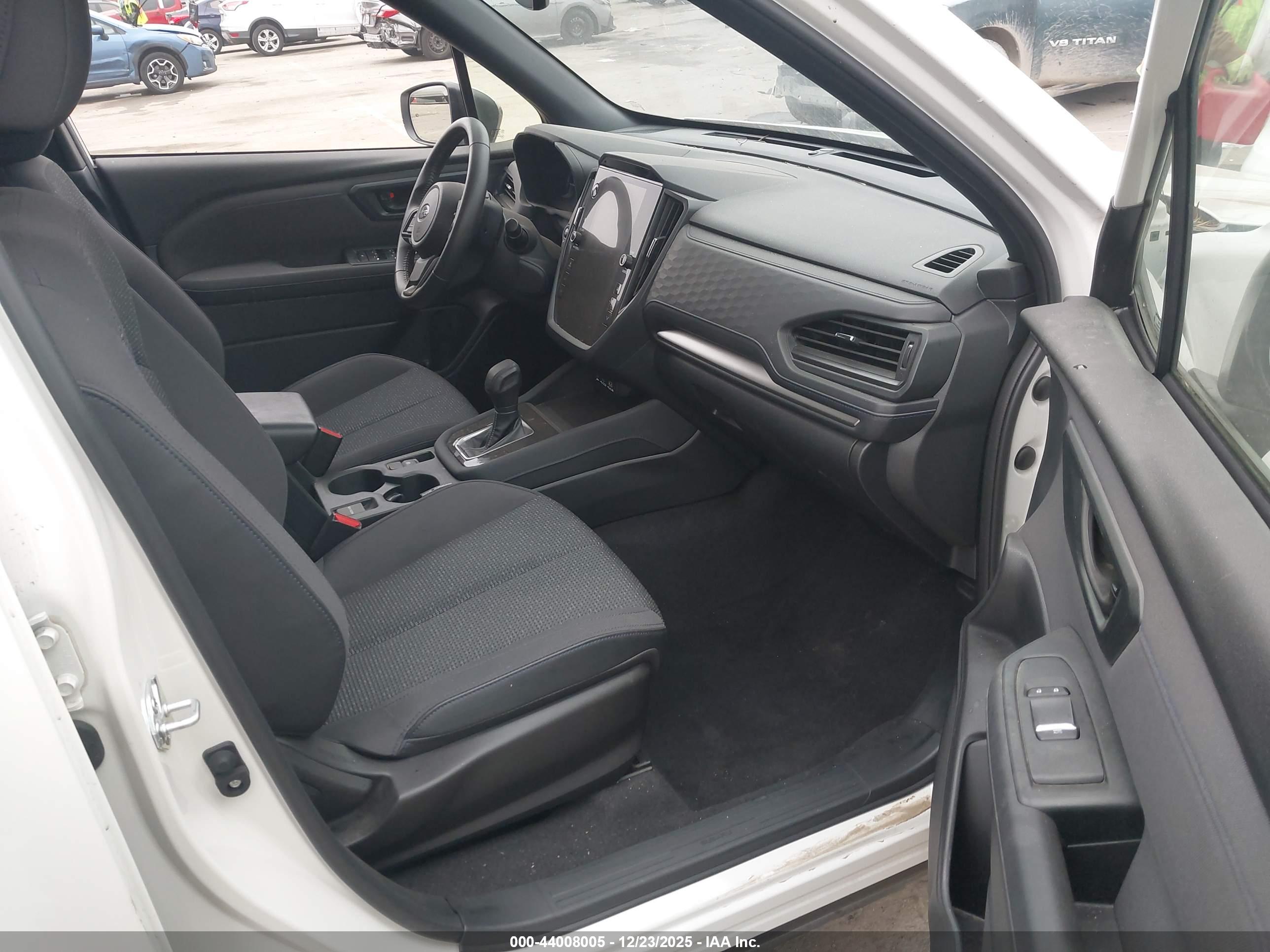 SUBARU FORESTER image 5
