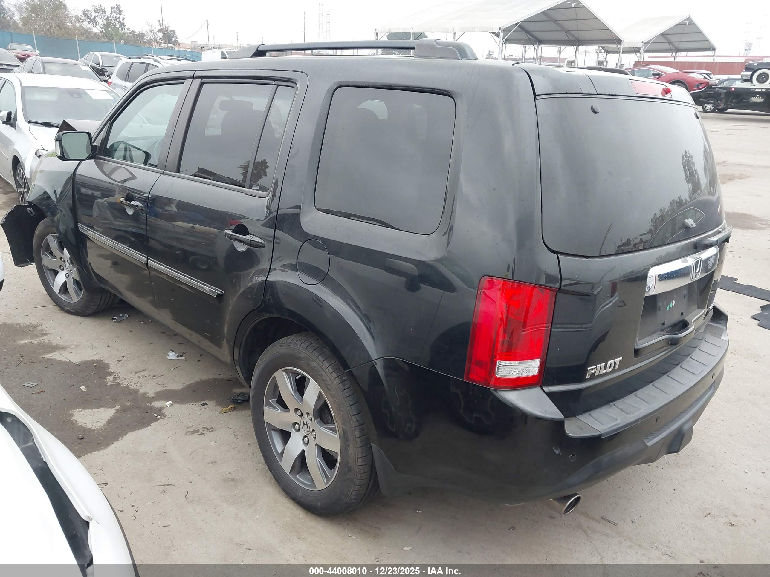 HONDA PILOT image 3
