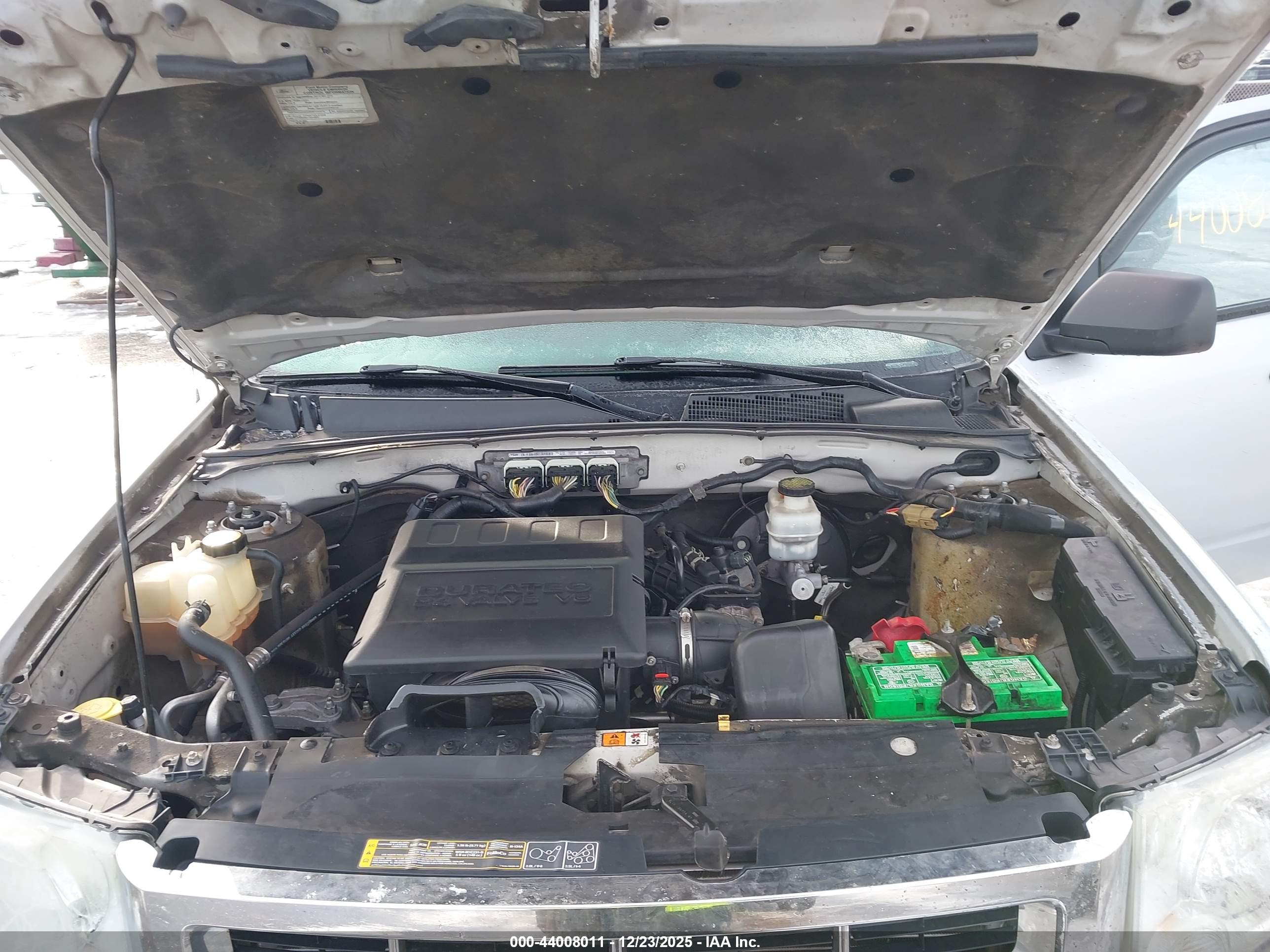 FORD ESCAPE image 10