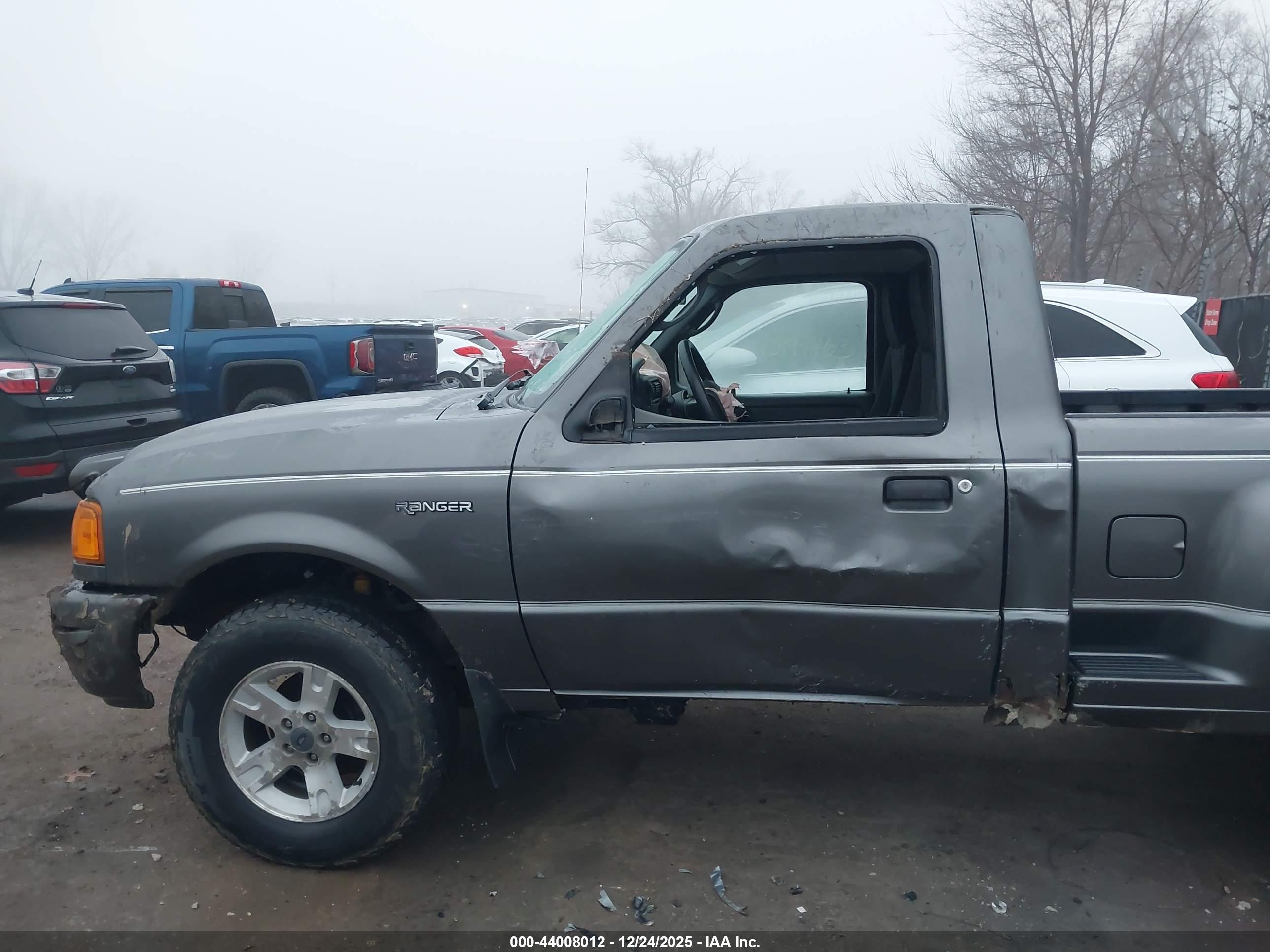 FORD RANGER image 6